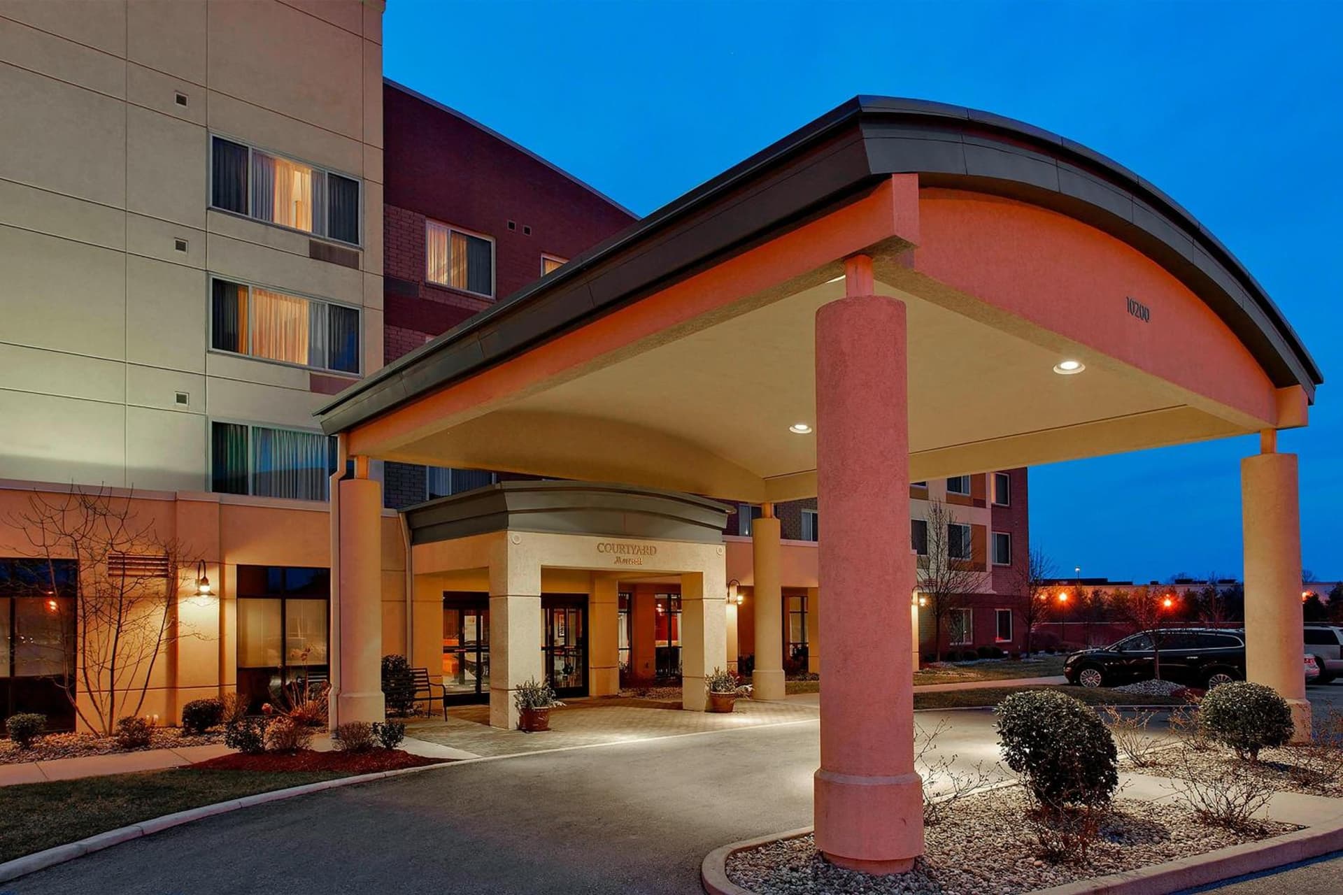 Courtyard Louisville Northeast interior in Louisville, KY — gallery photo 2