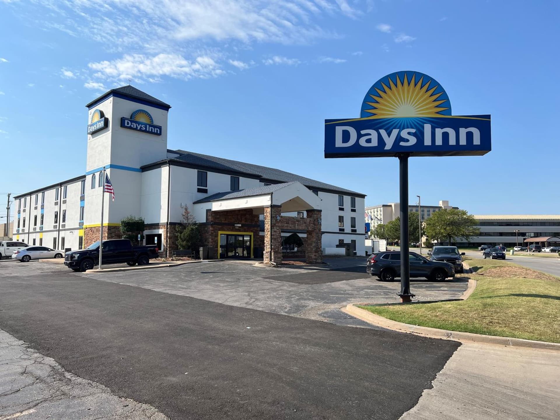 Days Inn by Wyndham Tulsa Central featured exterior or lobby in Tulsa, OK — similar hotel