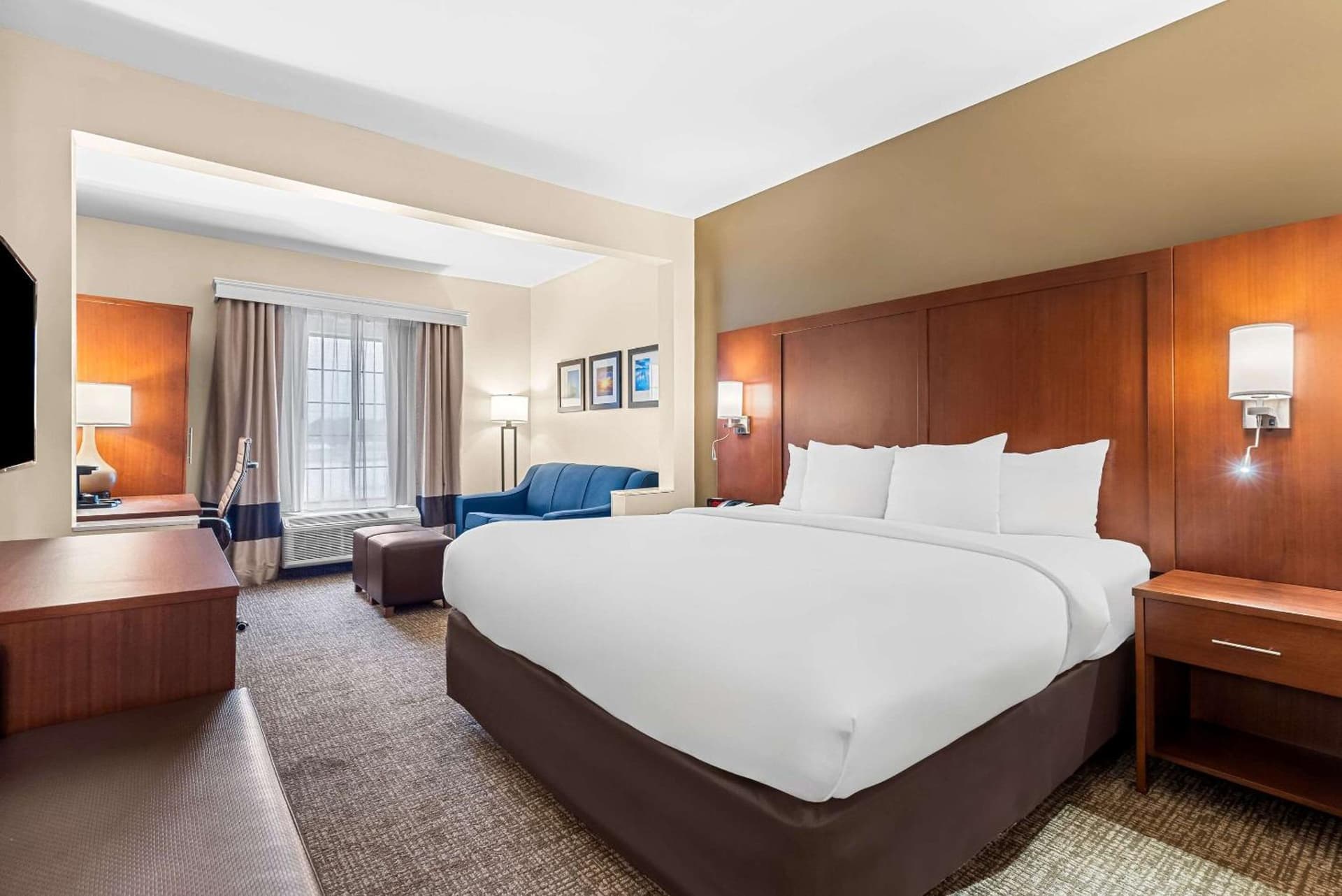 Comfort Suites Near Camp Lejeune gallery photo in Jacksonville, NC — image 14
