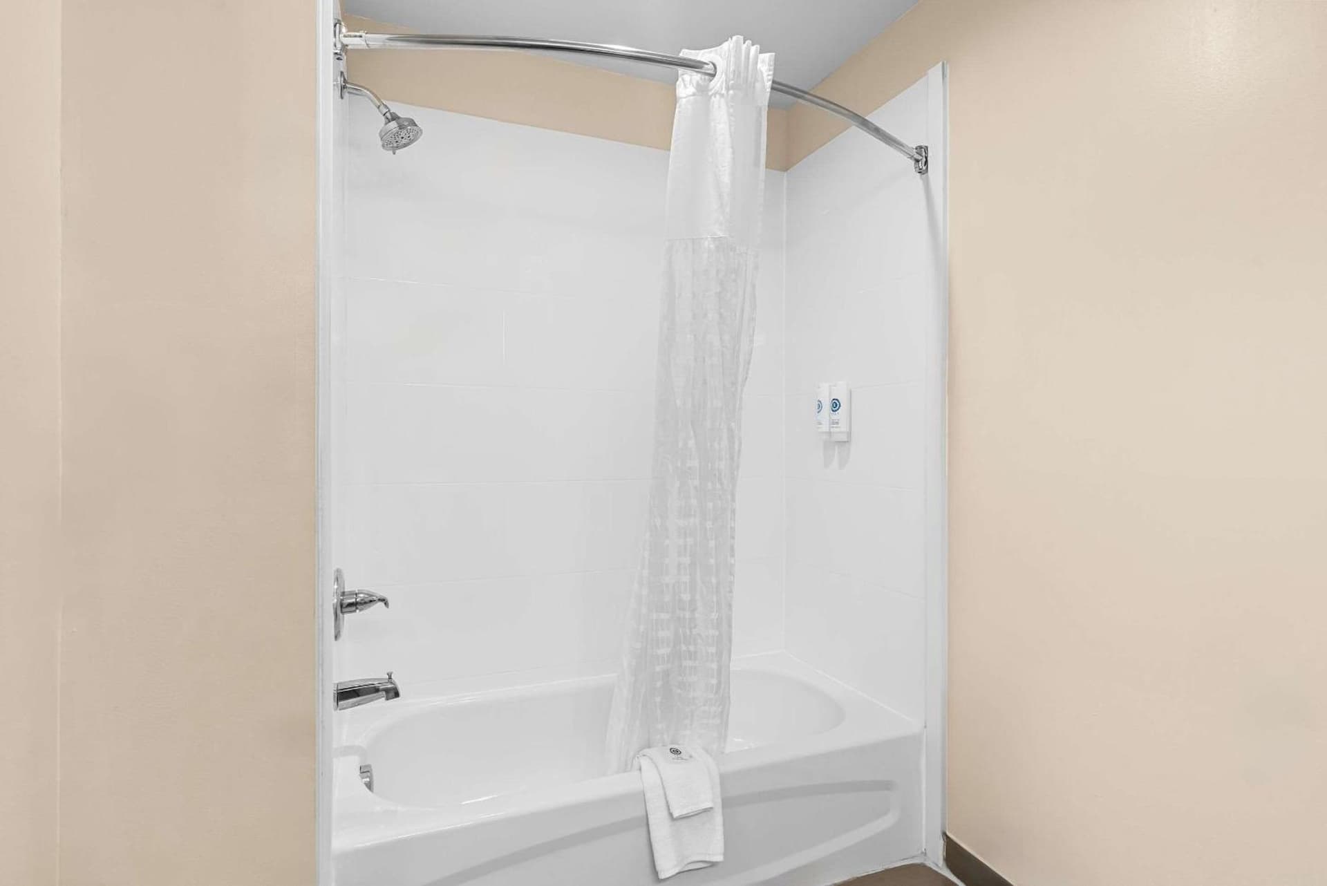 Comfort Suites Near Camp Lejeune gallery photo in Jacksonville, NC — image 4