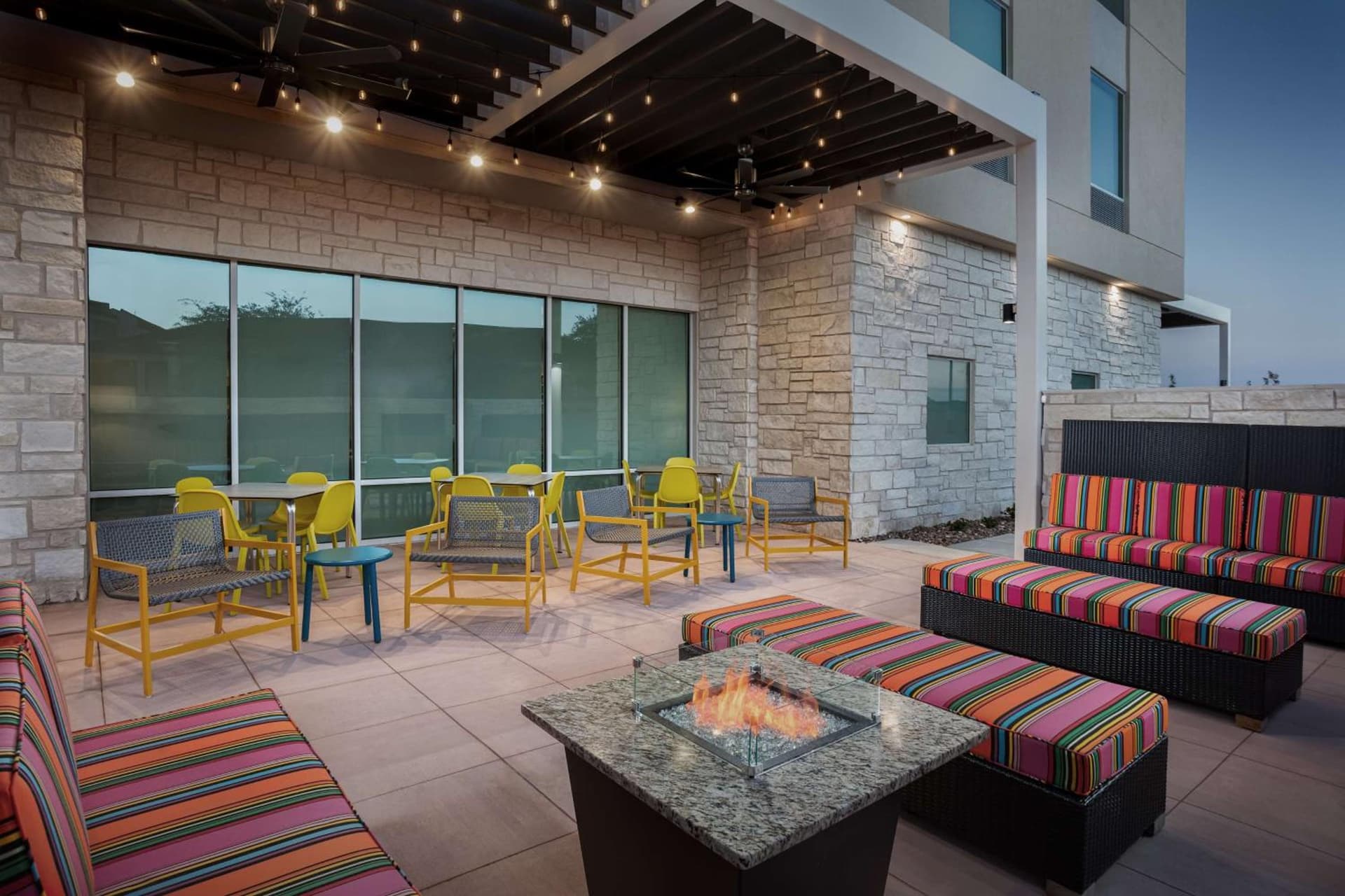 Home2 Suites By Hilton Laredo North interior in Laredo, TX — gallery photo 2