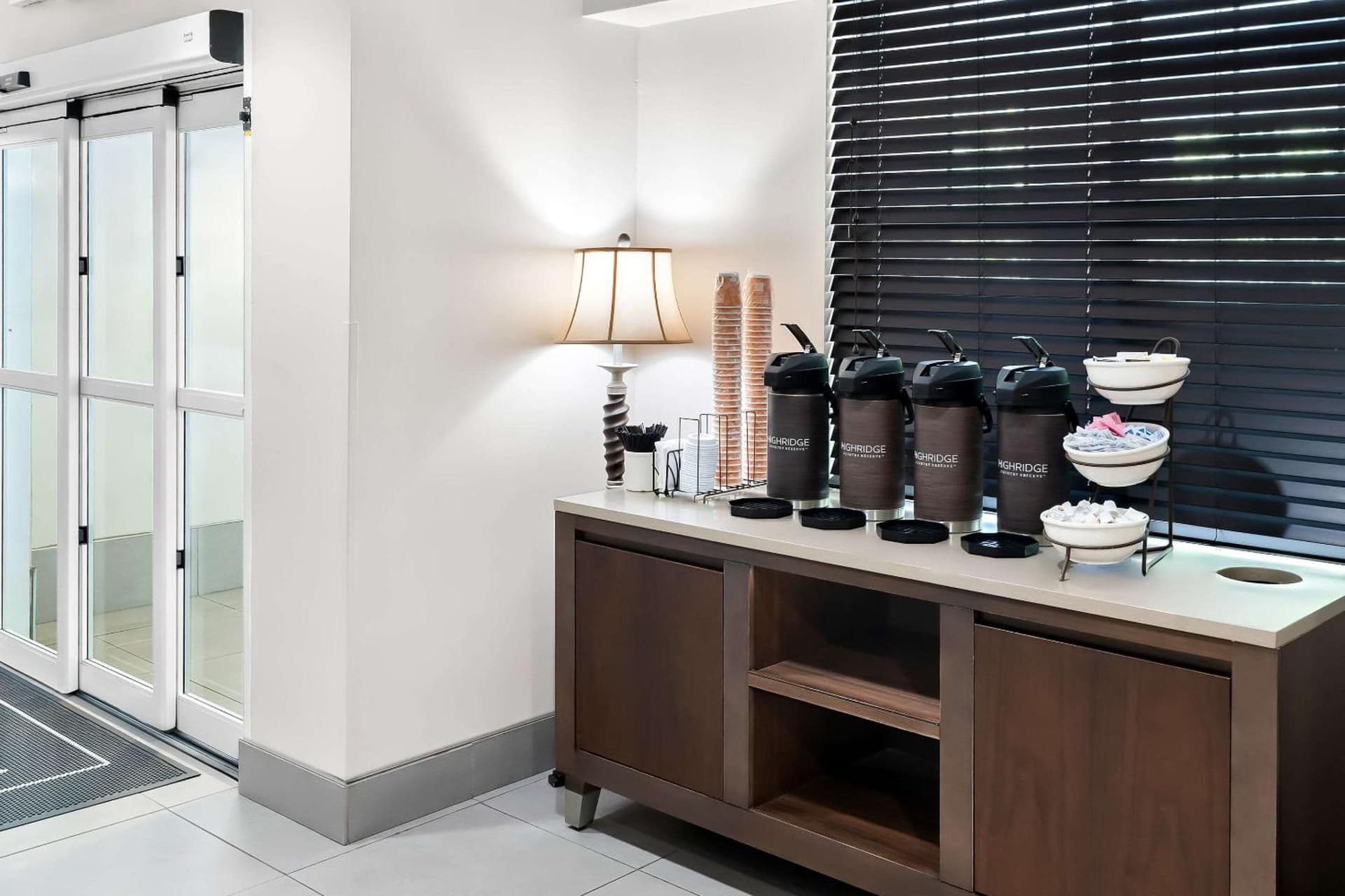 Country Inn & Suites by Radisson, Columbia Airport, SC gallery photo in Columbia, SC — image 10