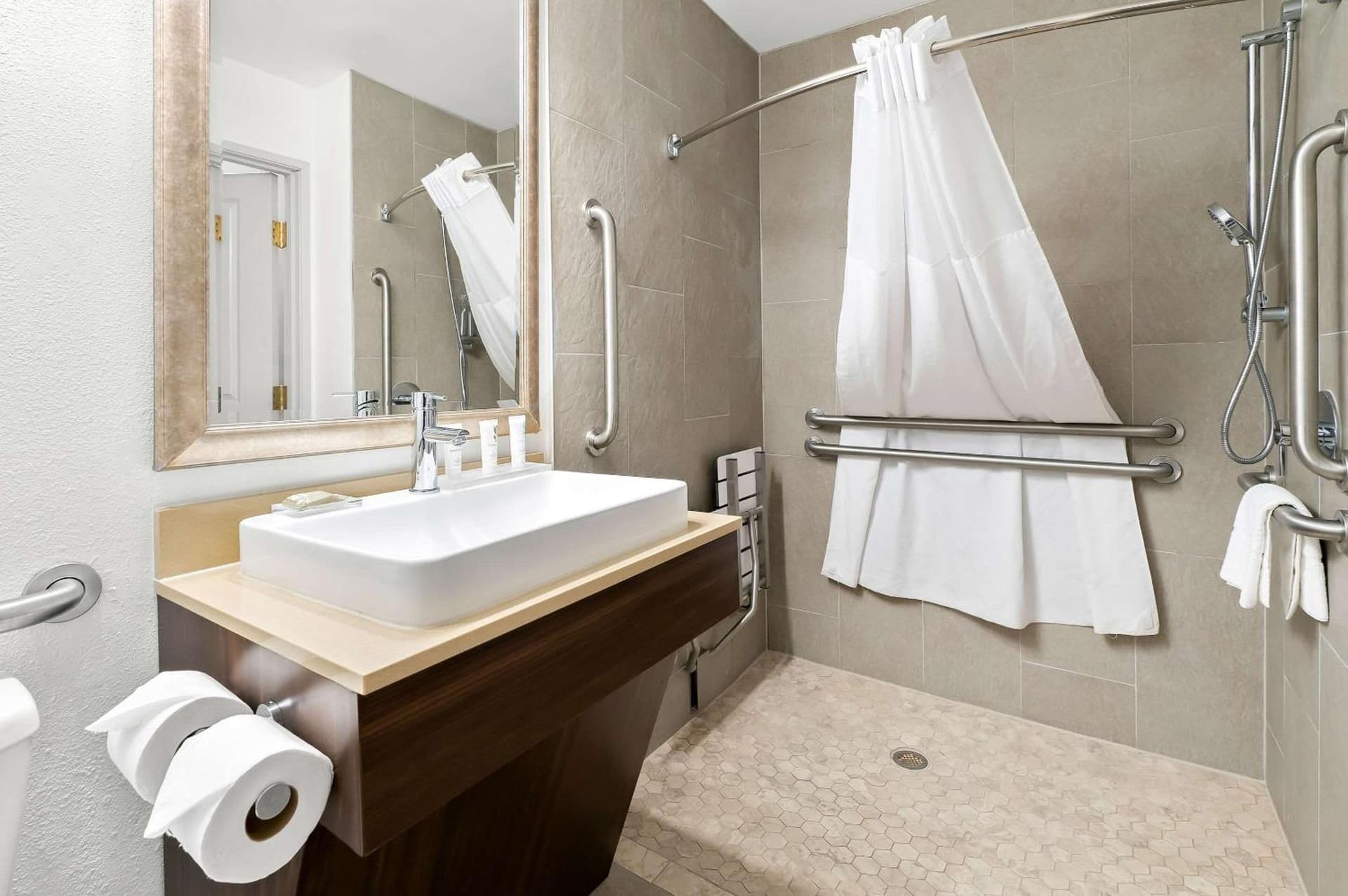 Country Inn & Suites by Radisson, Columbia Airport, SC gallery photo in Columbia, SC — image 18
