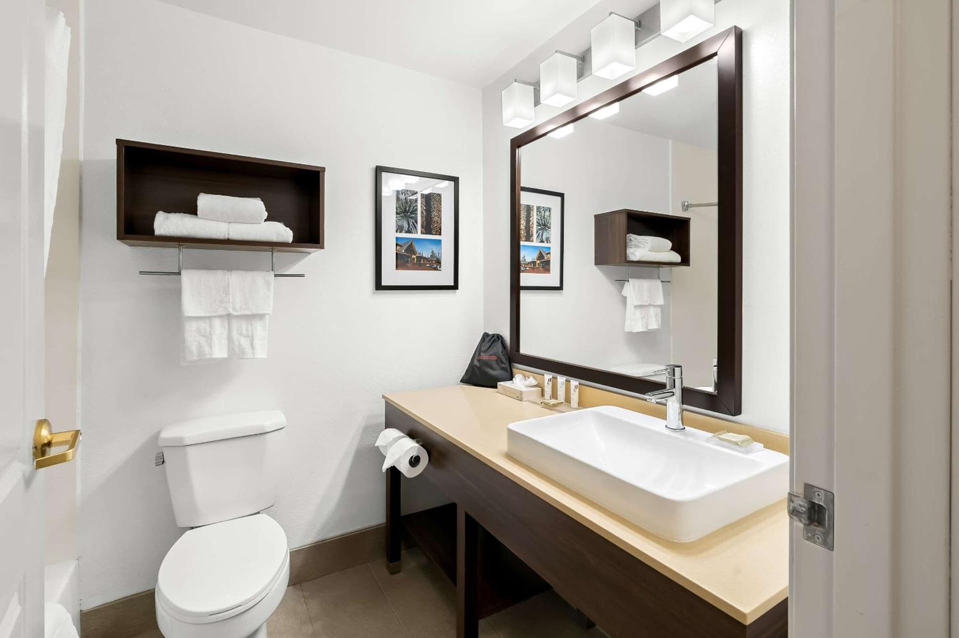 Country Inn & Suites by Radisson, Columbia Airport, SC gallery photo in Columbia, SC — image 31