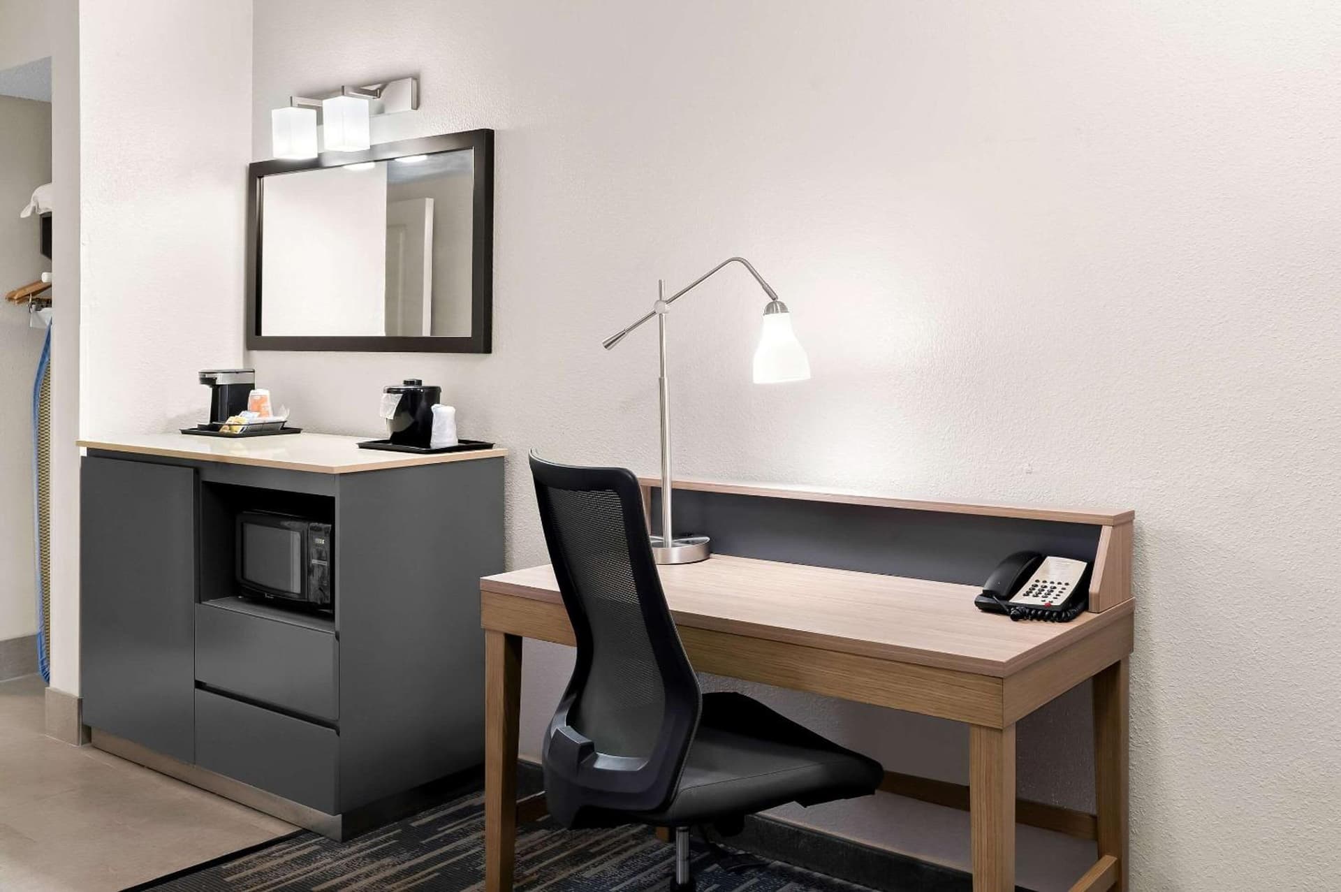 Country Inn & Suites by Radisson, Columbia Airport, SC gallery photo in Columbia, SC — image 11