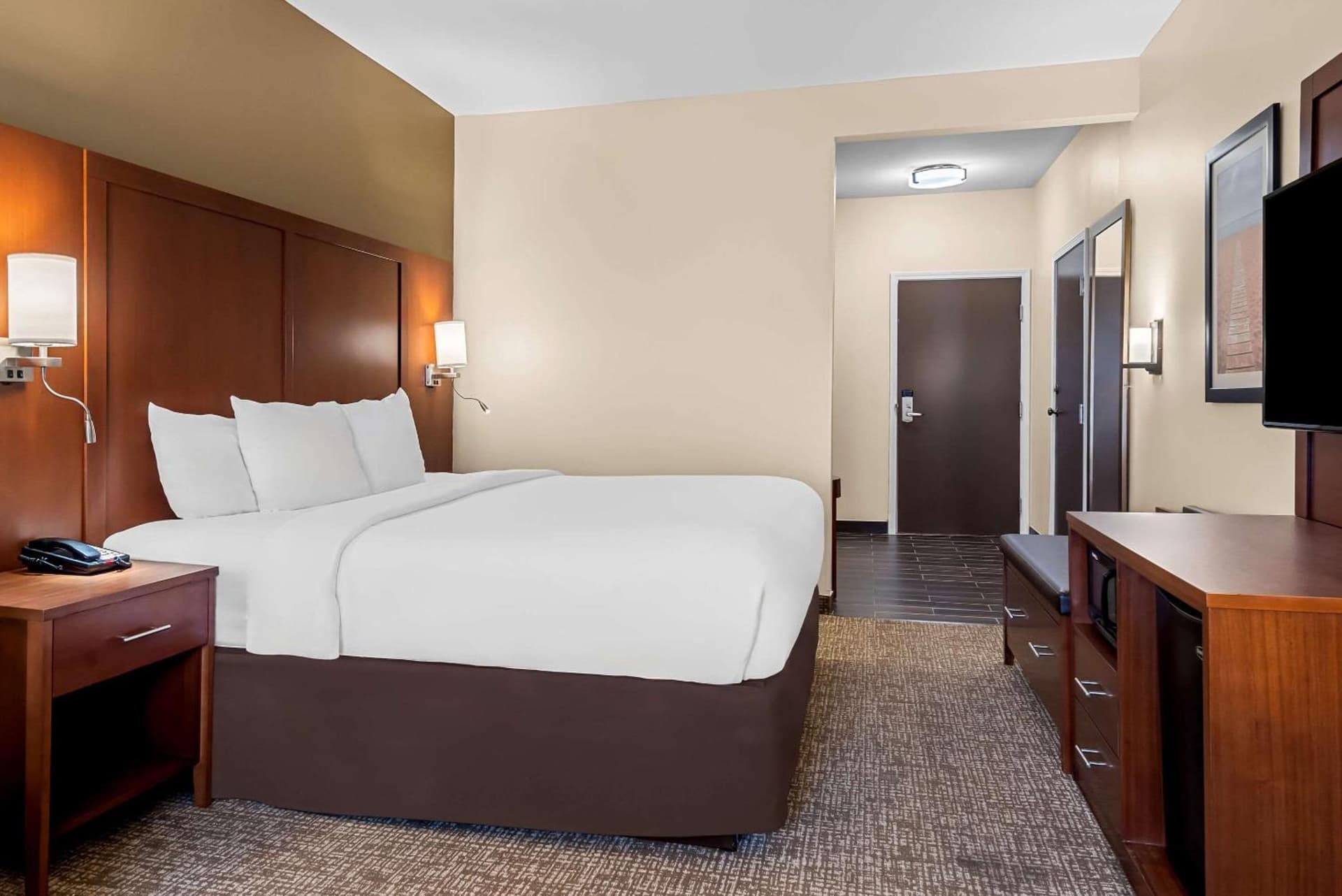 Comfort Suites Near Camp Lejeune gallery photo in Jacksonville, NC — image 13