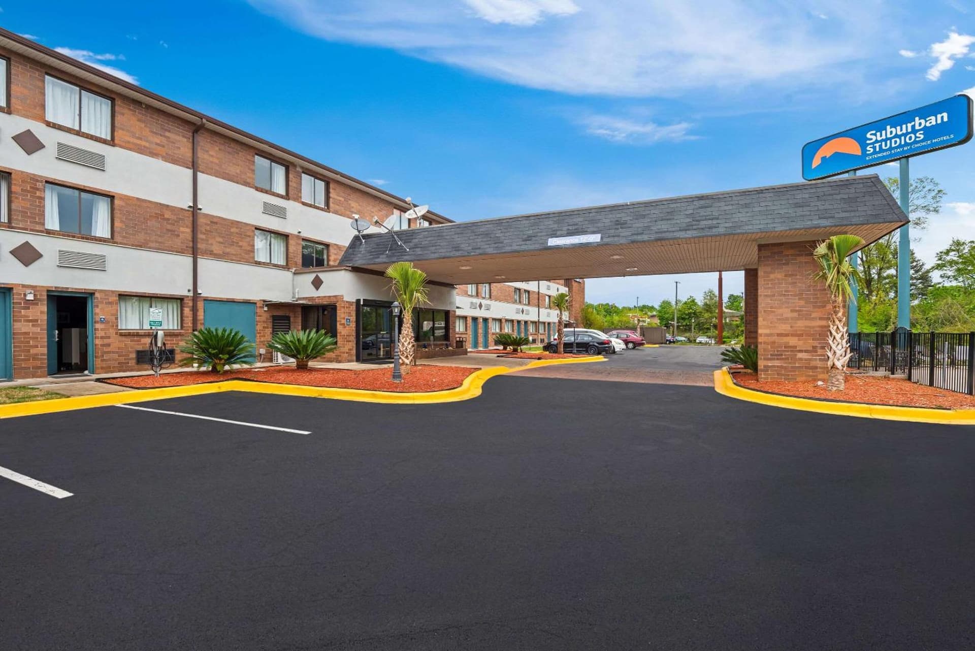 Suburban Studios Columbia Northwest interior in Columbia, SC — gallery photo 2
