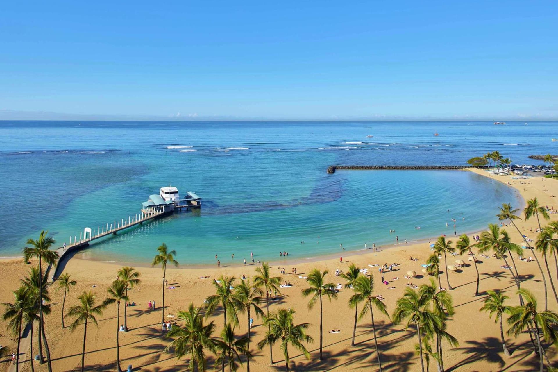Hilton Hawaiian Village Waikiki Beach Resort gallery photo in Honolulu, HI — image 12