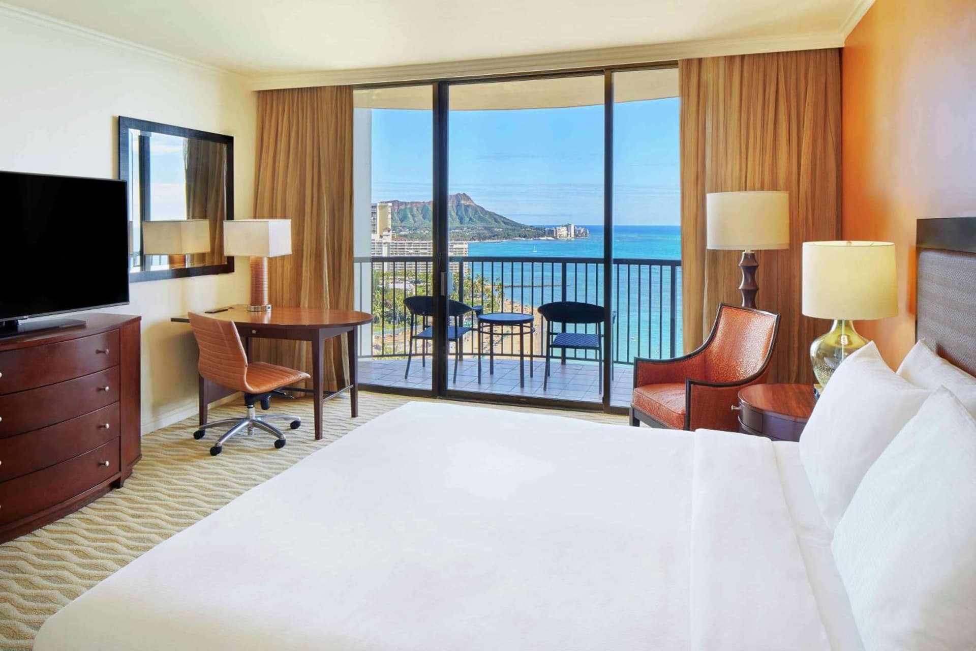 Hilton Hawaiian Village Waikiki Beach Resort gallery photo in Honolulu, HI — image 58