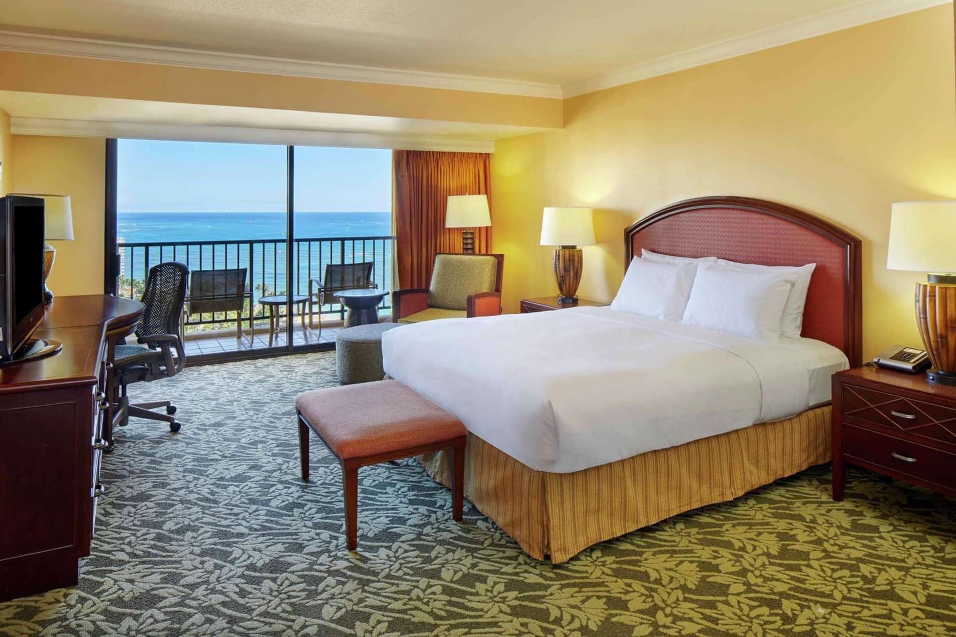 Hilton Hawaiian Village Waikiki Beach Resort gallery photo in Honolulu, HI — image 70