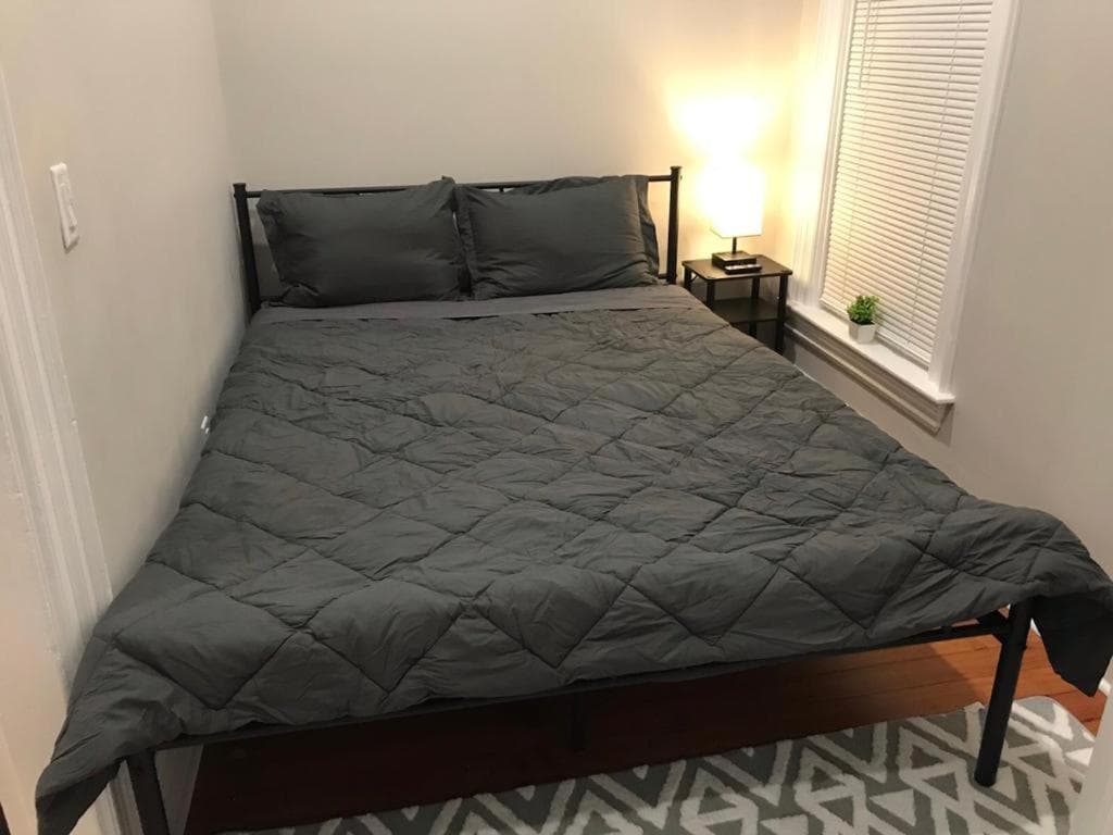 HomeStay - B&B - Near South Boston - JFK-Umass Area interior in Boston, MA — gallery photo 2