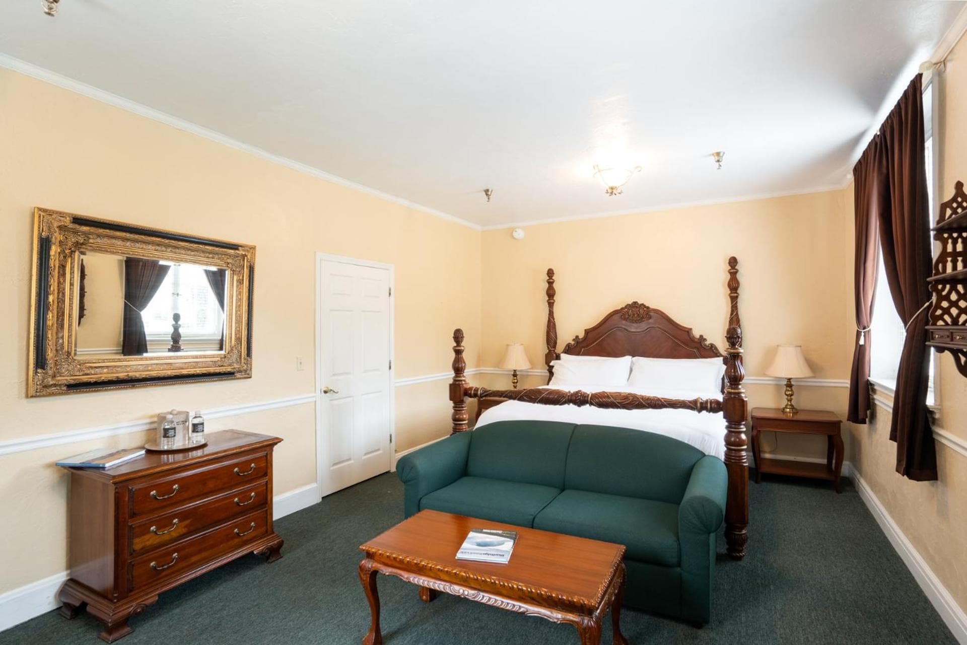 Lake Lure Inn and Spa interior in Lake Lure, NC — gallery photo 2