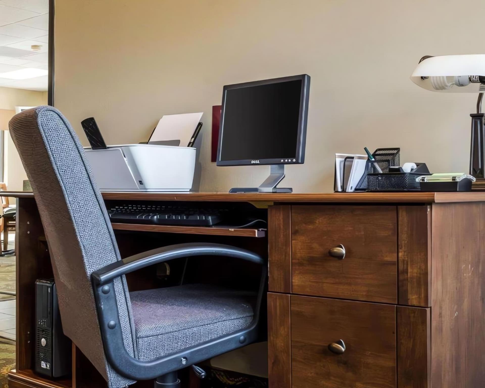 Quality Suites Near West Acres gallery photo in Fargo, ND — image 16