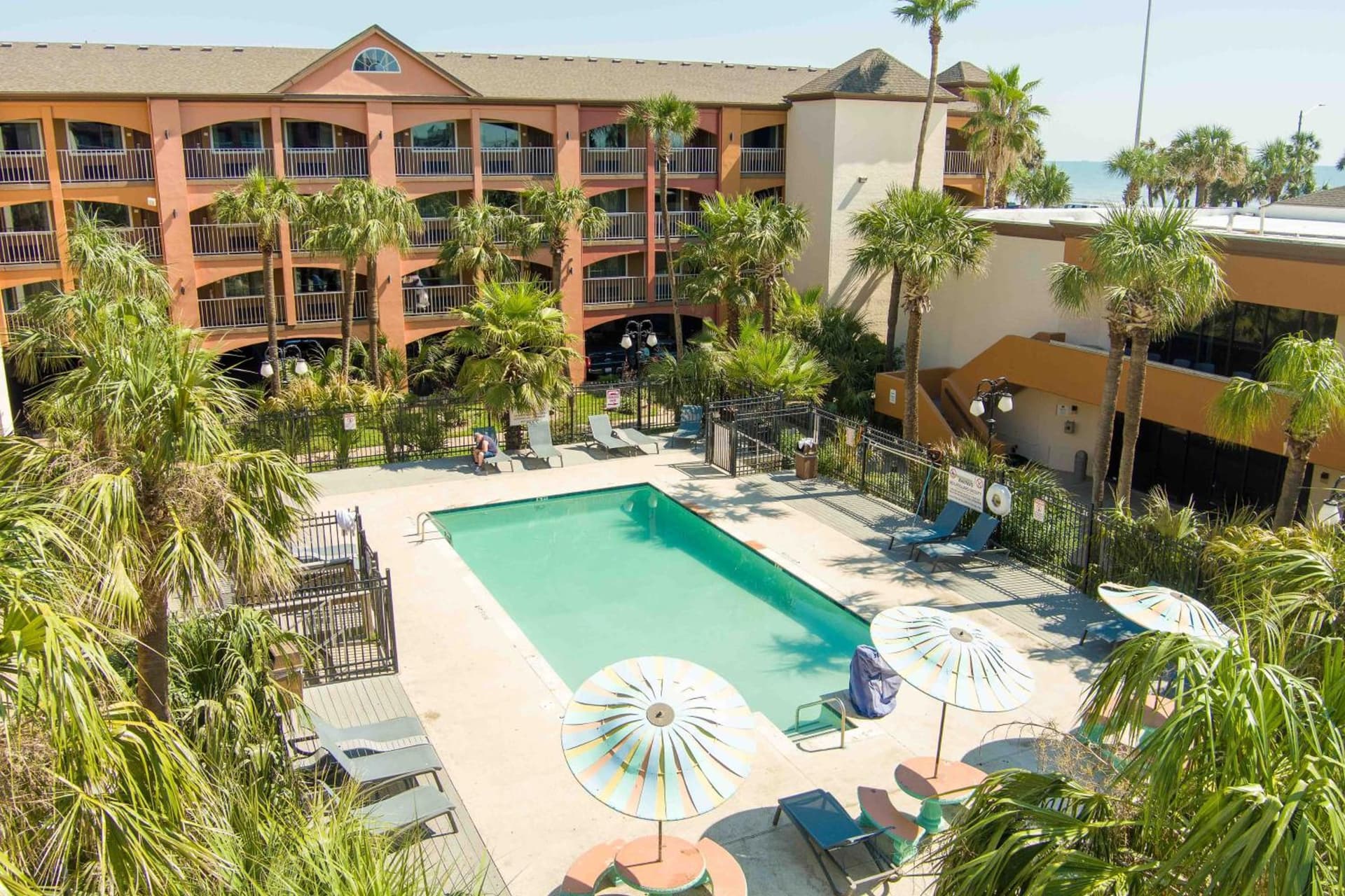 Beachfront Palms Resort Galveston, an Ascend Collection Hotel interior in Galveston, TX — gallery photo 2