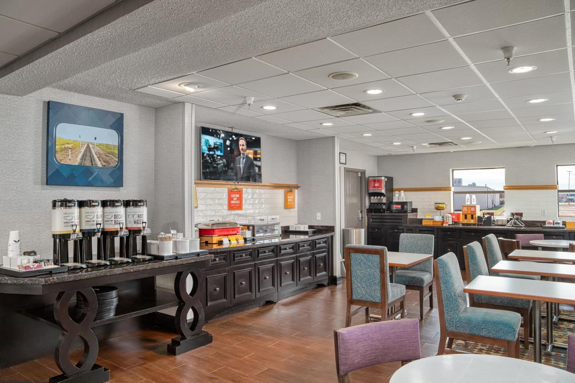 Hampton Inn Elkhart gallery photo in Elkhart, IN — image 4