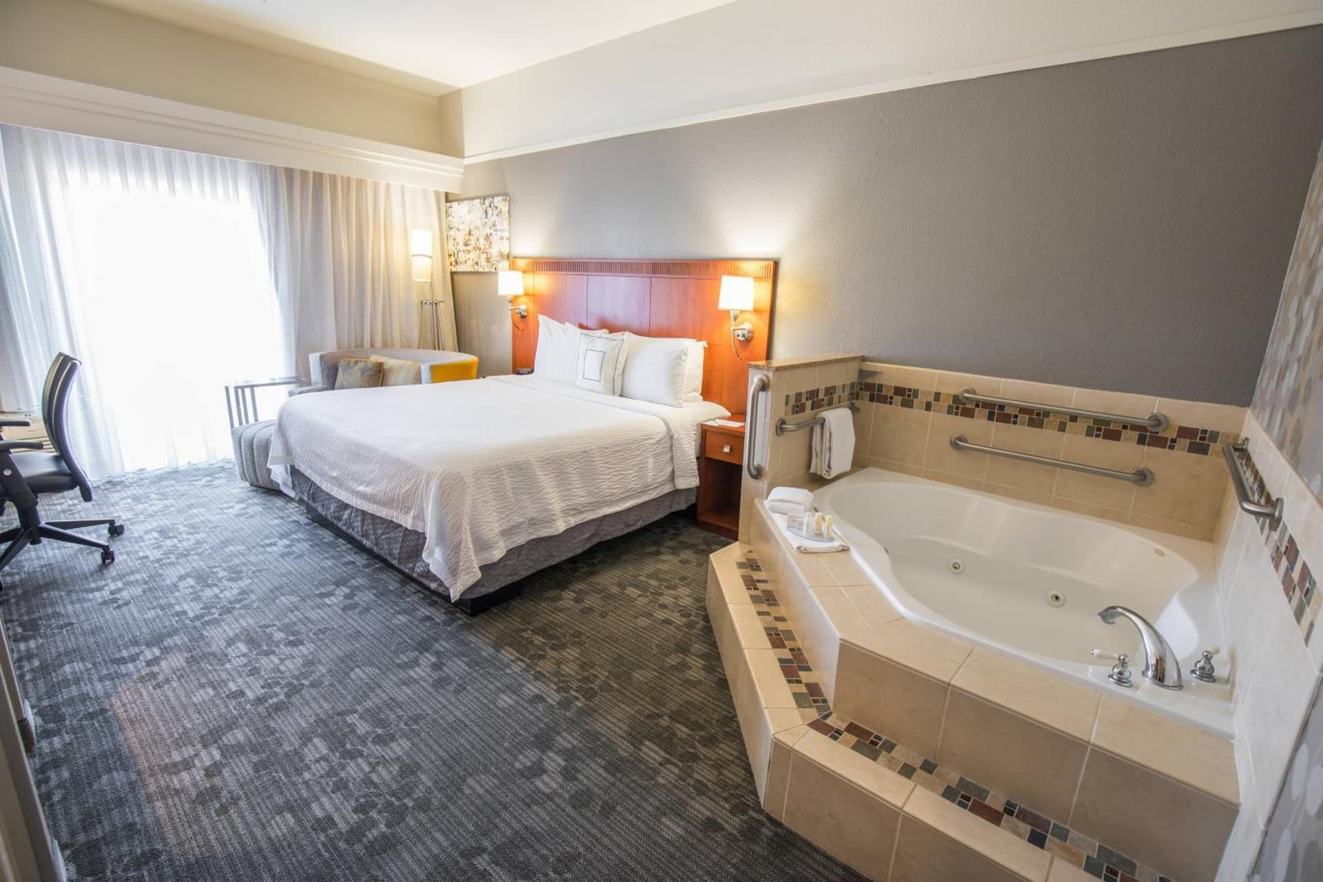 Courtyard by Marriott Merced interior in Merced, CA — gallery photo 2