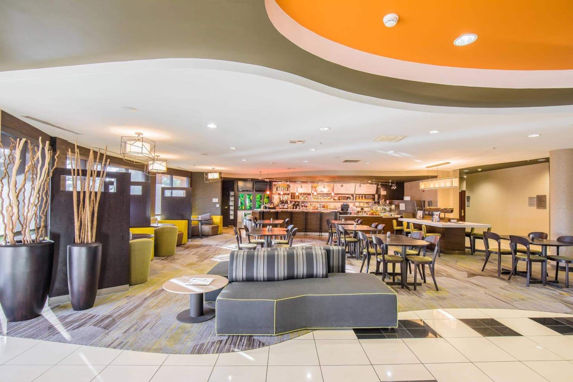 Courtyard by Marriott Merced gallery photo in Merced, CA — image 5