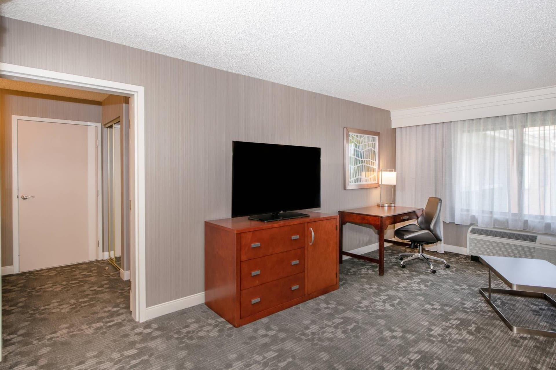 Courtyard by Marriott Oakland Airport gallery photo in Oakland, CA — image 26