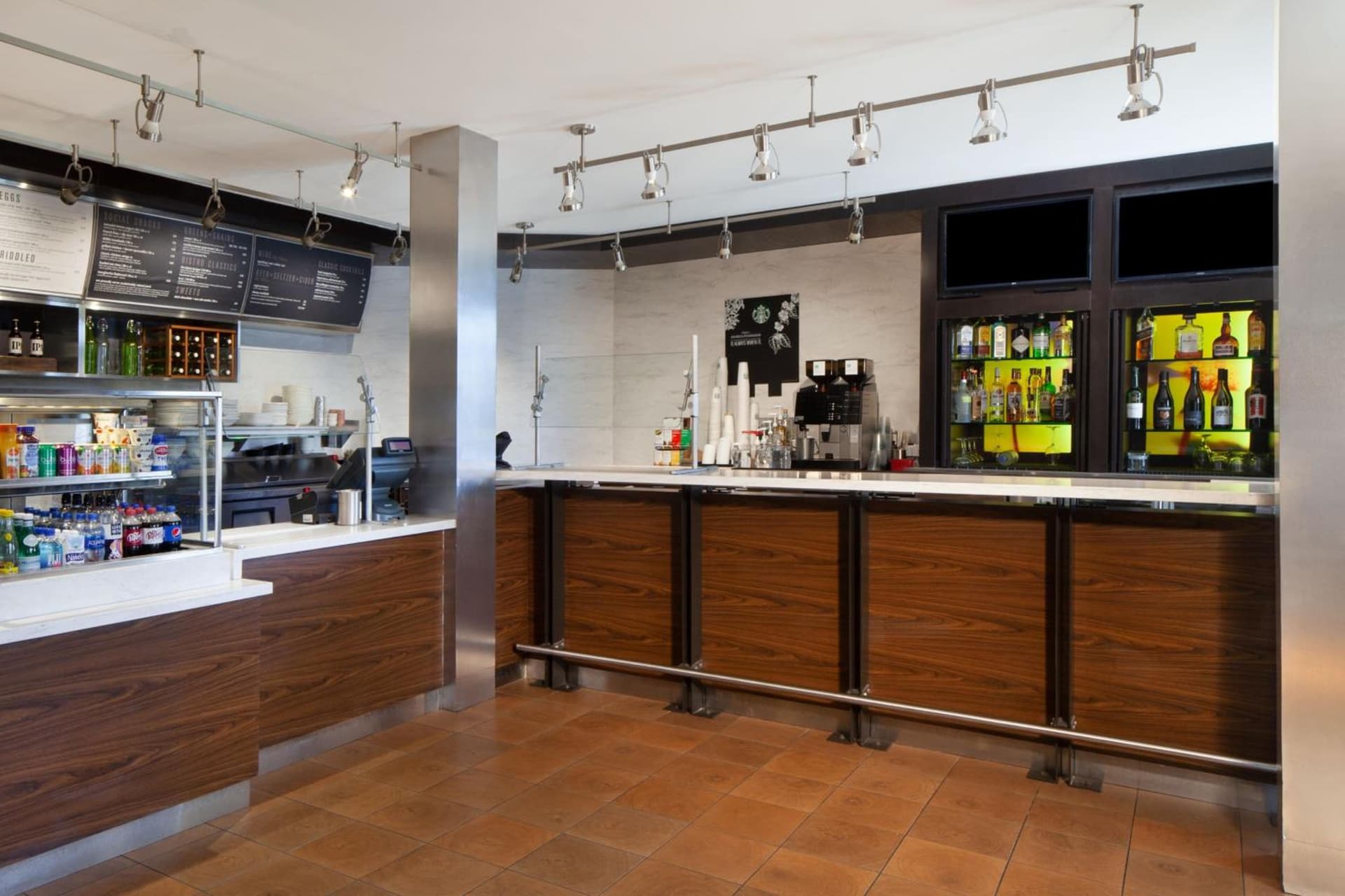 Courtyard by Marriott Oakland Airport gallery photo in Oakland, CA — image 33