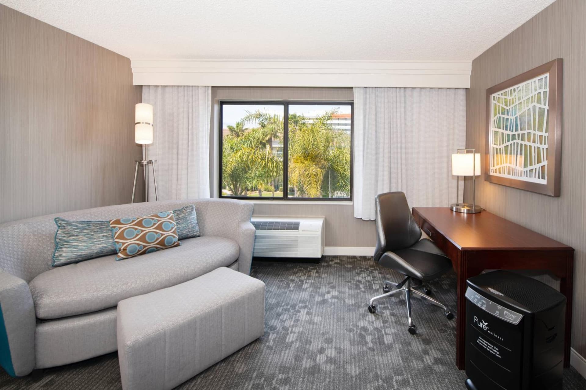 Courtyard by Marriott Oakland Airport gallery photo in Oakland, CA — image 45