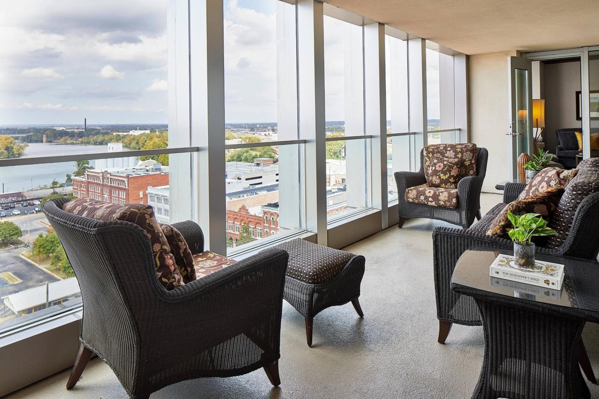 Renaissance Montgomery Hotel & Spa at the Convention Center gallery photo in Montgomery, AL — image 30