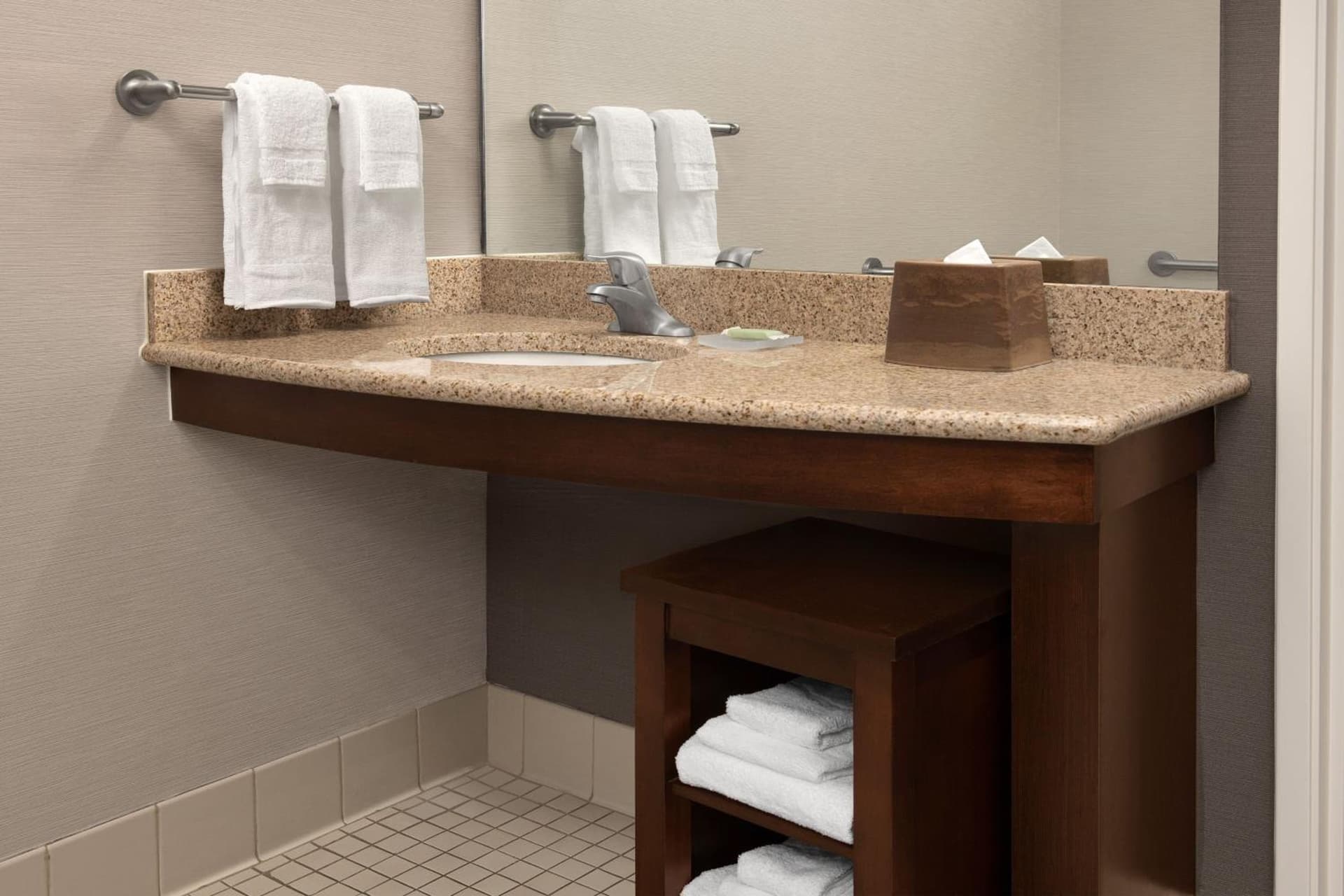 Courtyard by Marriott Syracuse Downtown at Armory Square gallery photo in Syracuse, NY — image 41