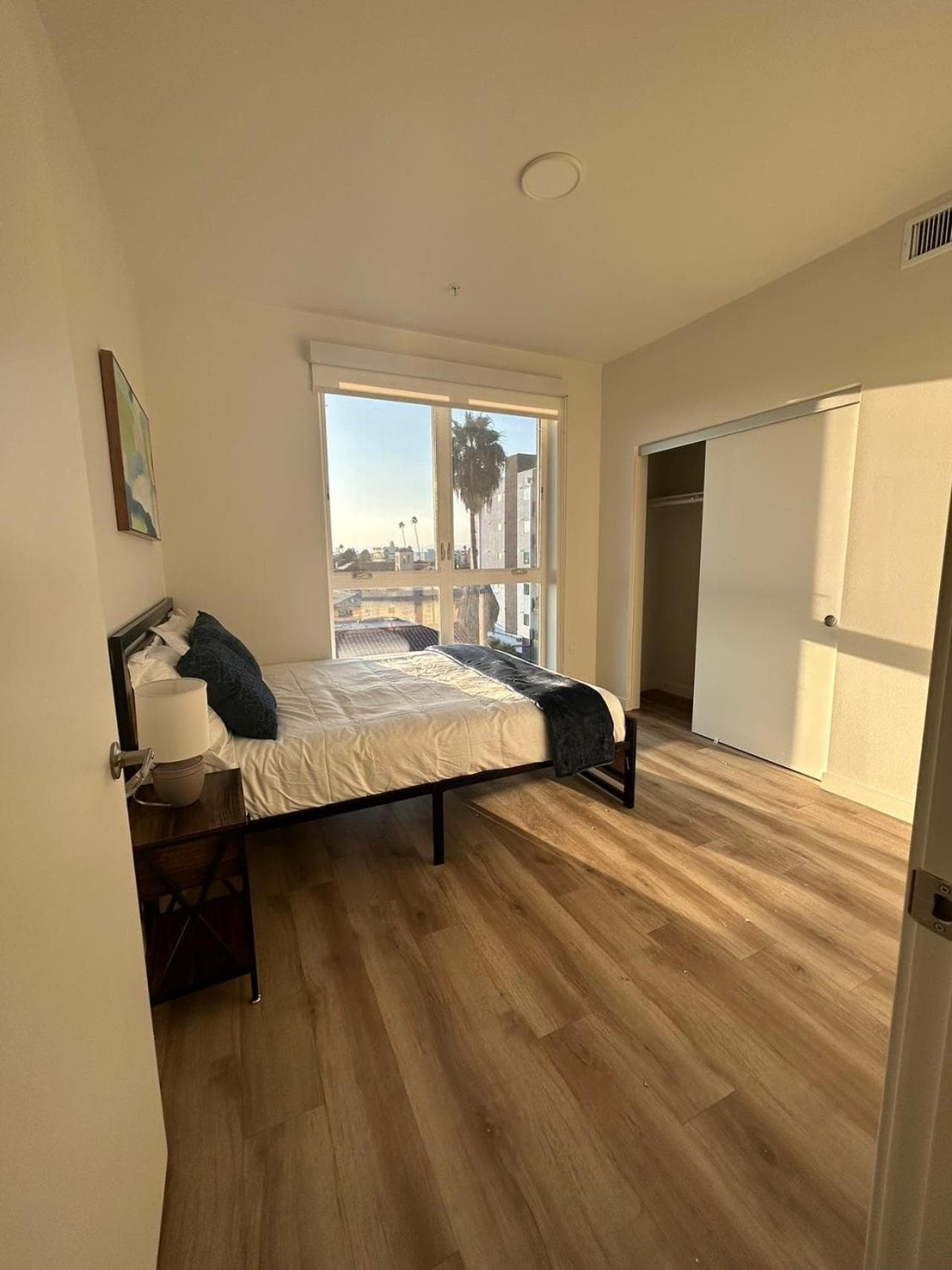 Exquisite Luxury Living in Central Los Angeles property views in Los Angeles, CA — gallery photo 3