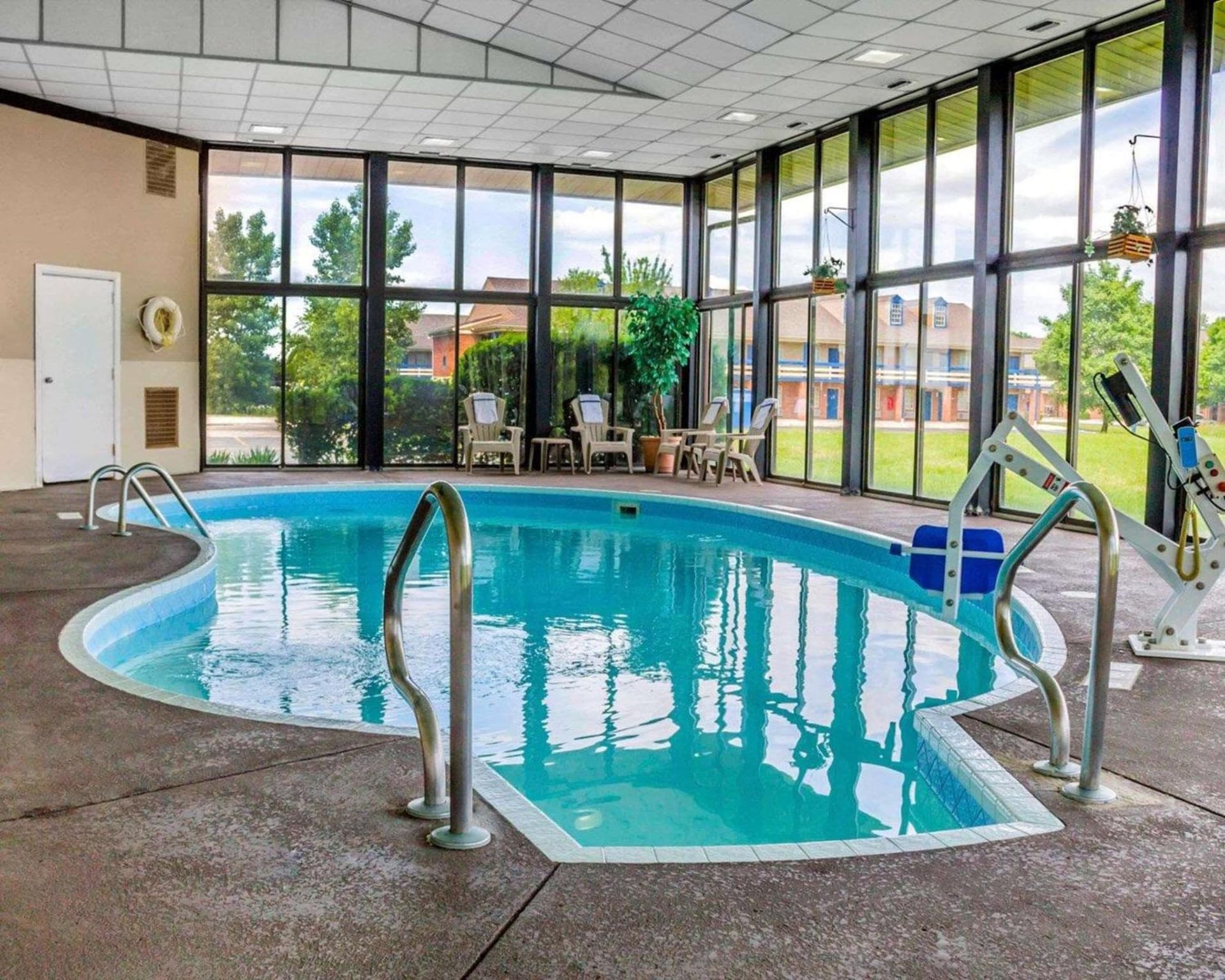 Comfort Inn Maumee - Perrysburg Area property views in Maumee, OH — gallery photo 3