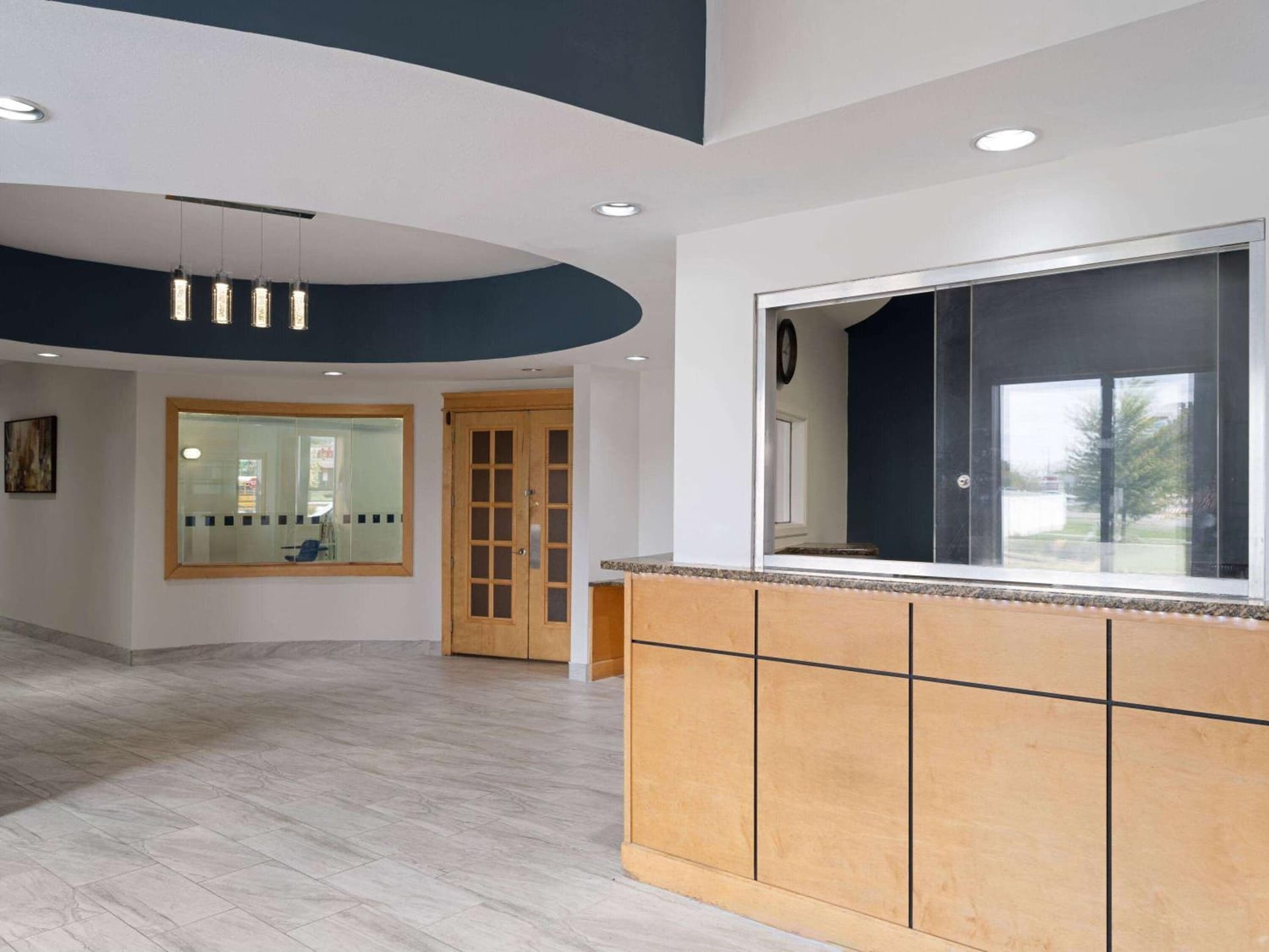 Baymont by Wyndham Indianapolis East property views in Indianapolis, IN — gallery photo 3