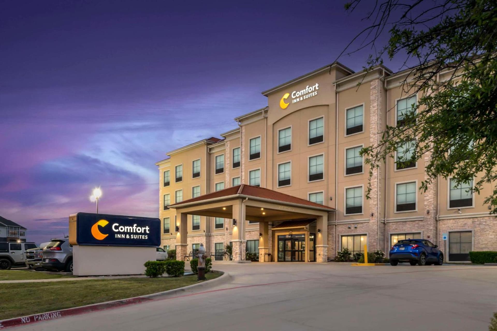 Comfort Inn & Suites Fort Worth - Fossil Creek featured exterior or lobby in Fort Worth, TX — similar hotel