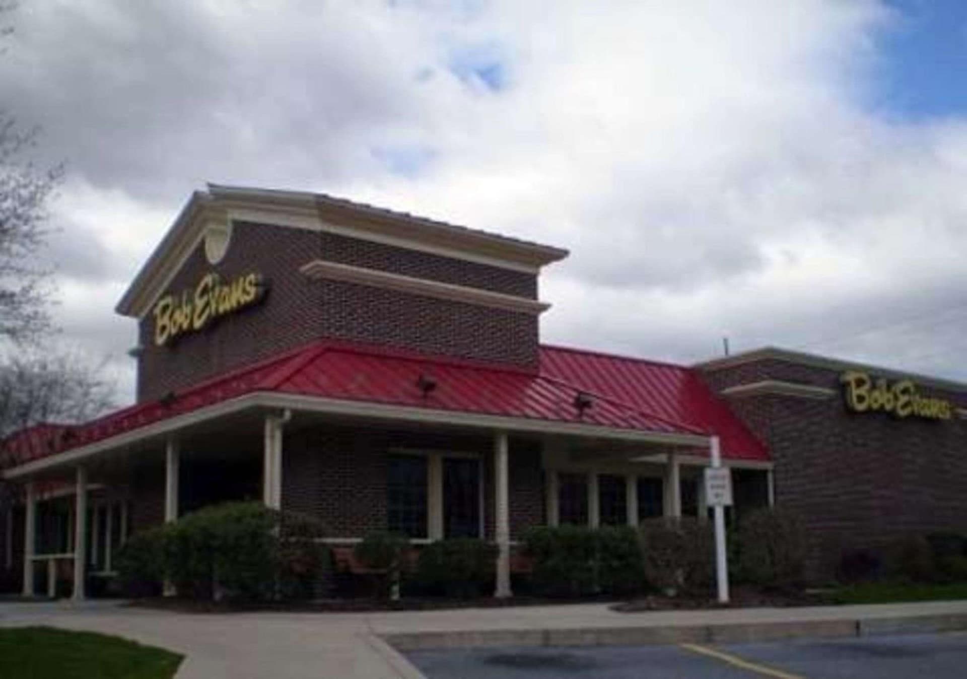 Best Western Chocolate Inn at the Park interior in Hershey, PA — gallery photo 2