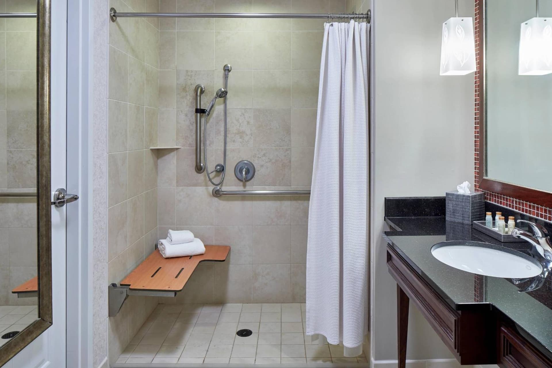 Renaissance Montgomery Hotel & Spa at the Convention Center gallery photo in Montgomery, AL — image 47