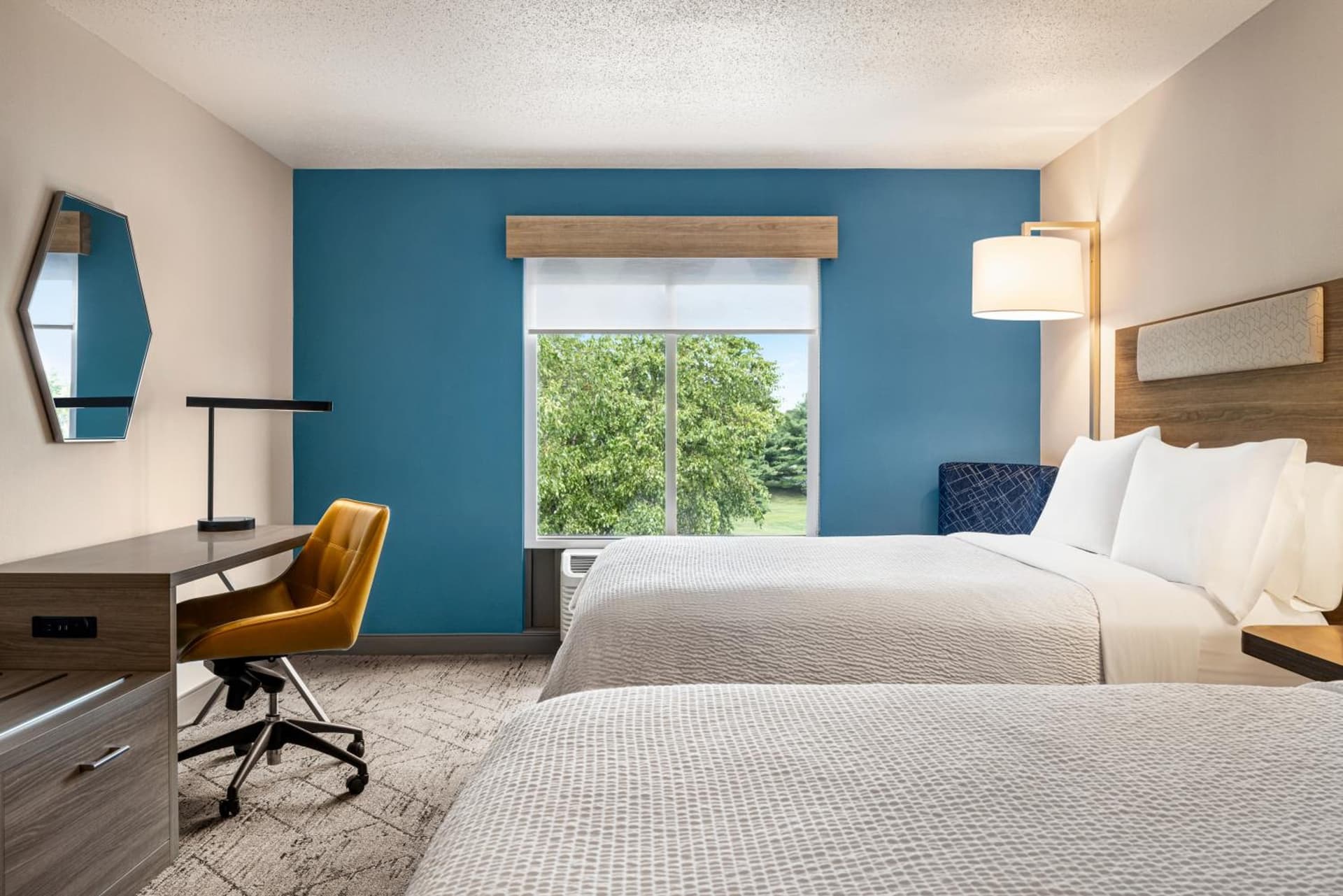 Holiday Inn Express Hotel & Suites Hagerstown by IHG gallery photo in Hagerstown, MD — image 21