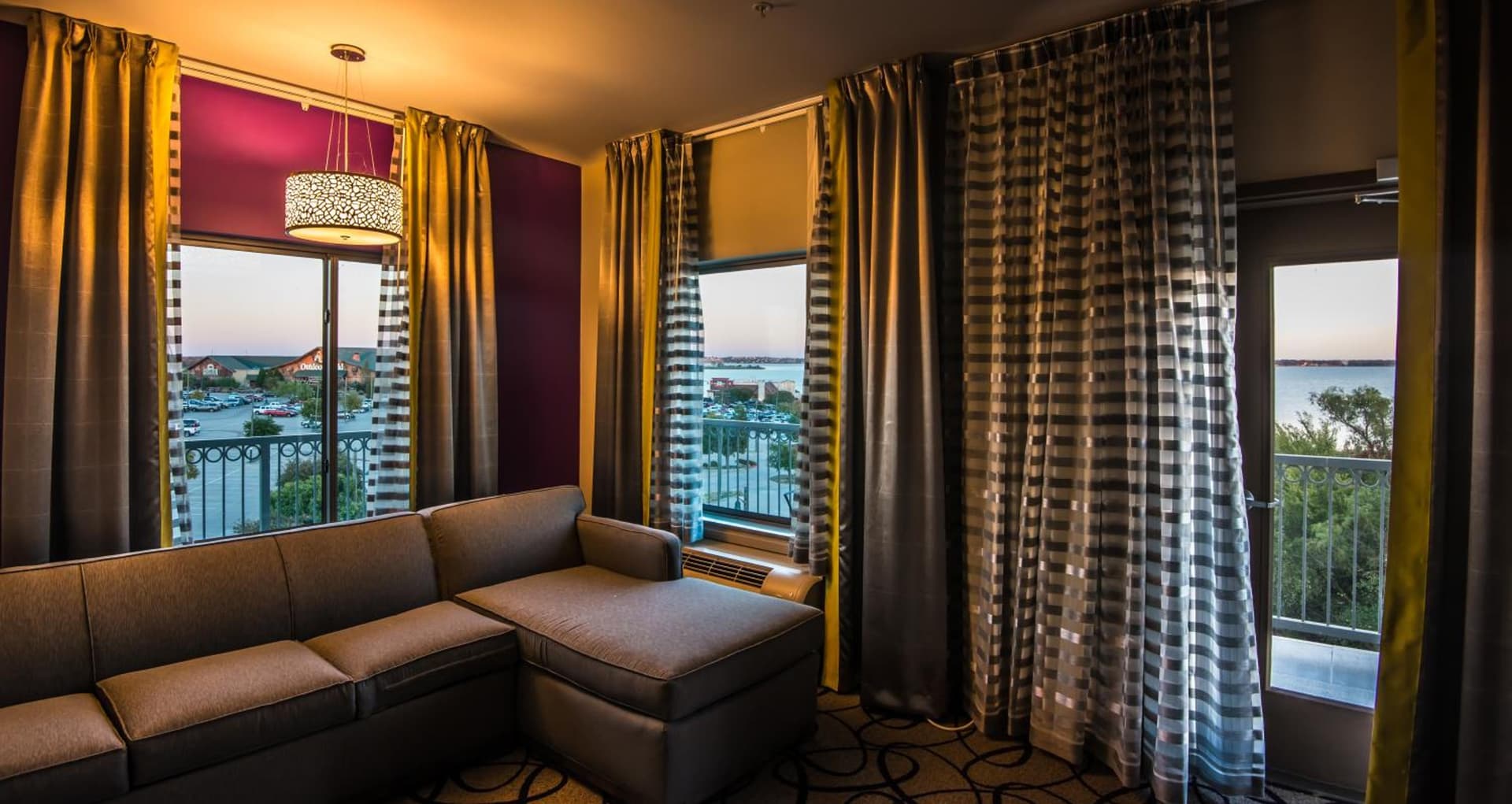 Holiday Inn Express & Suites Garland E - Lake Hubbard I30 by IHG gallery photo in Garland, TX — image 21