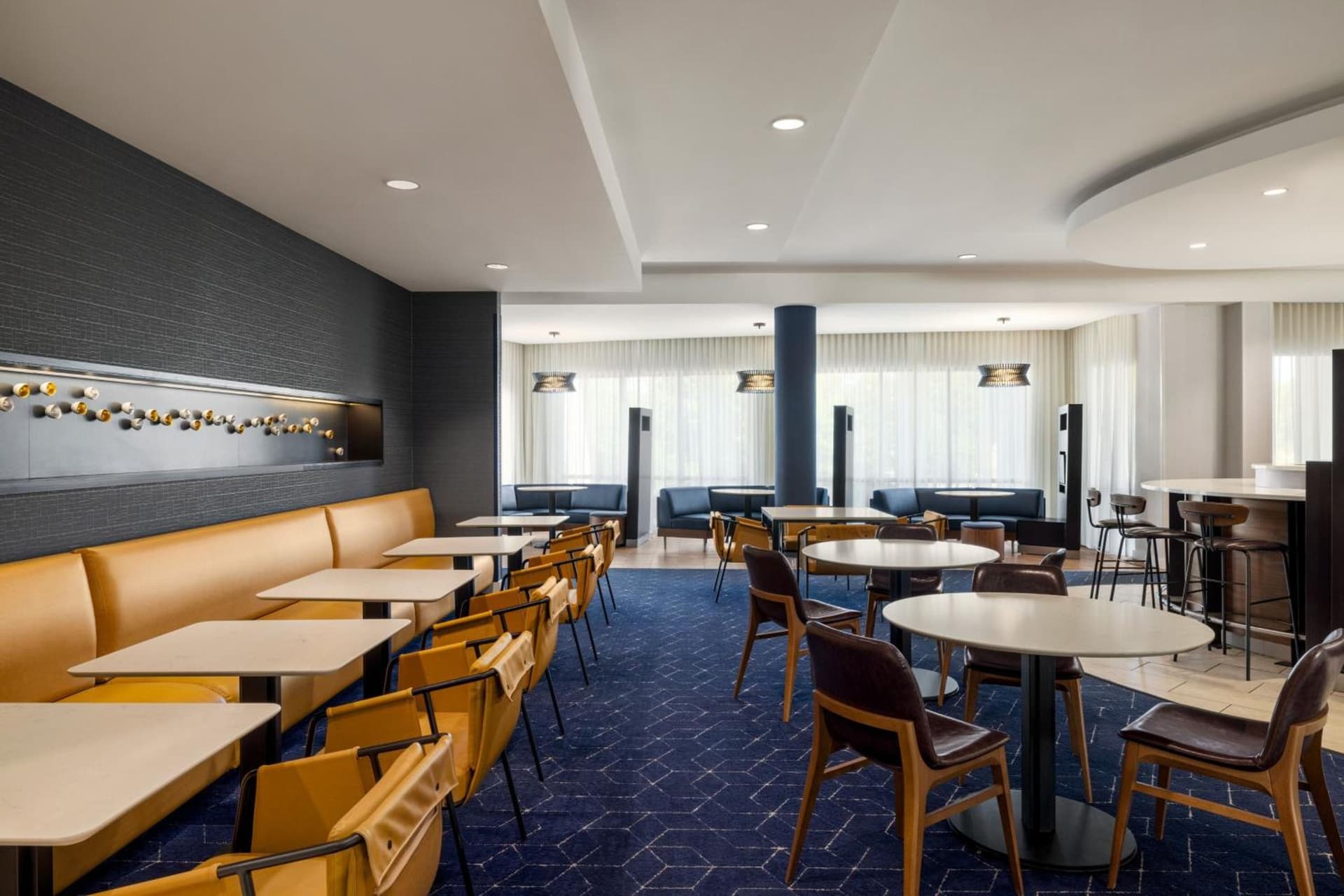 Courtyard by Marriott Wilkes-Barre Arena gallery photo in Wilkes-Barre, PA — image 9