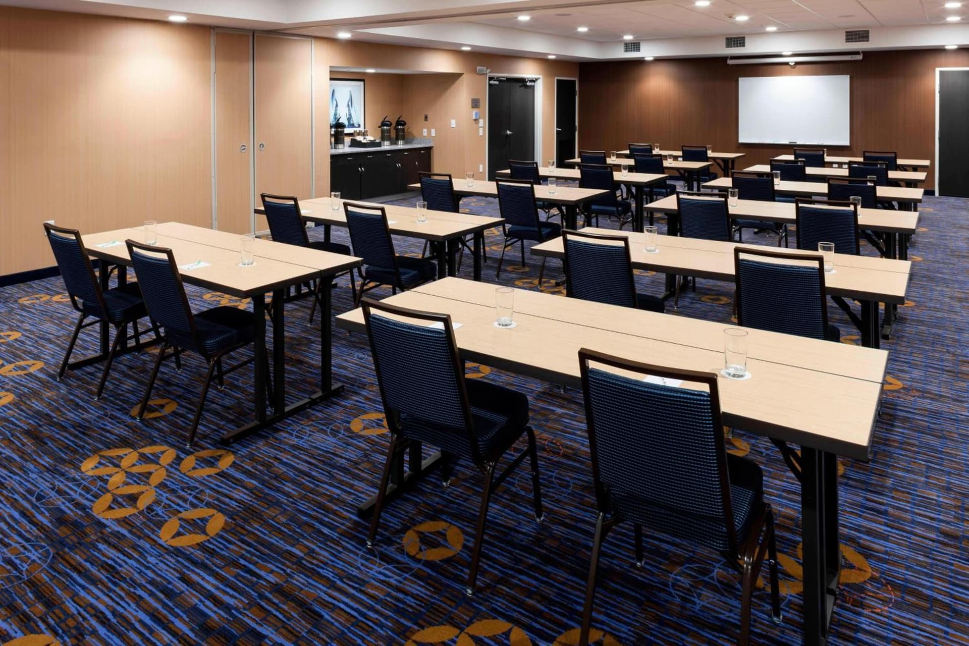 Courtyard by Marriott Houston North/Shenandoah gallery photo in The Woodlands, TX — image 40