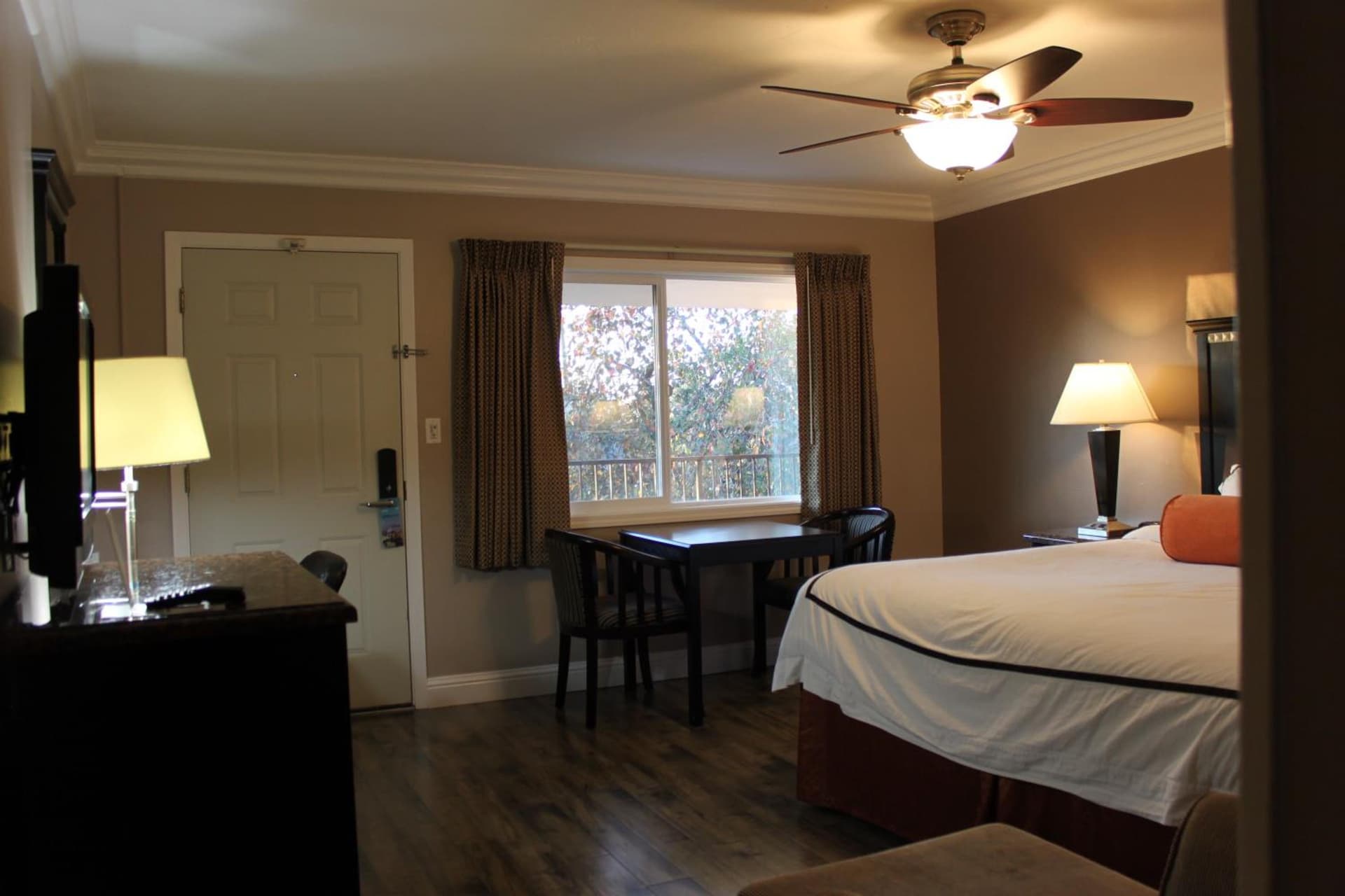 Quality Inn & Suites Santa Maria gallery photo in Santa Maria, CA — image 96