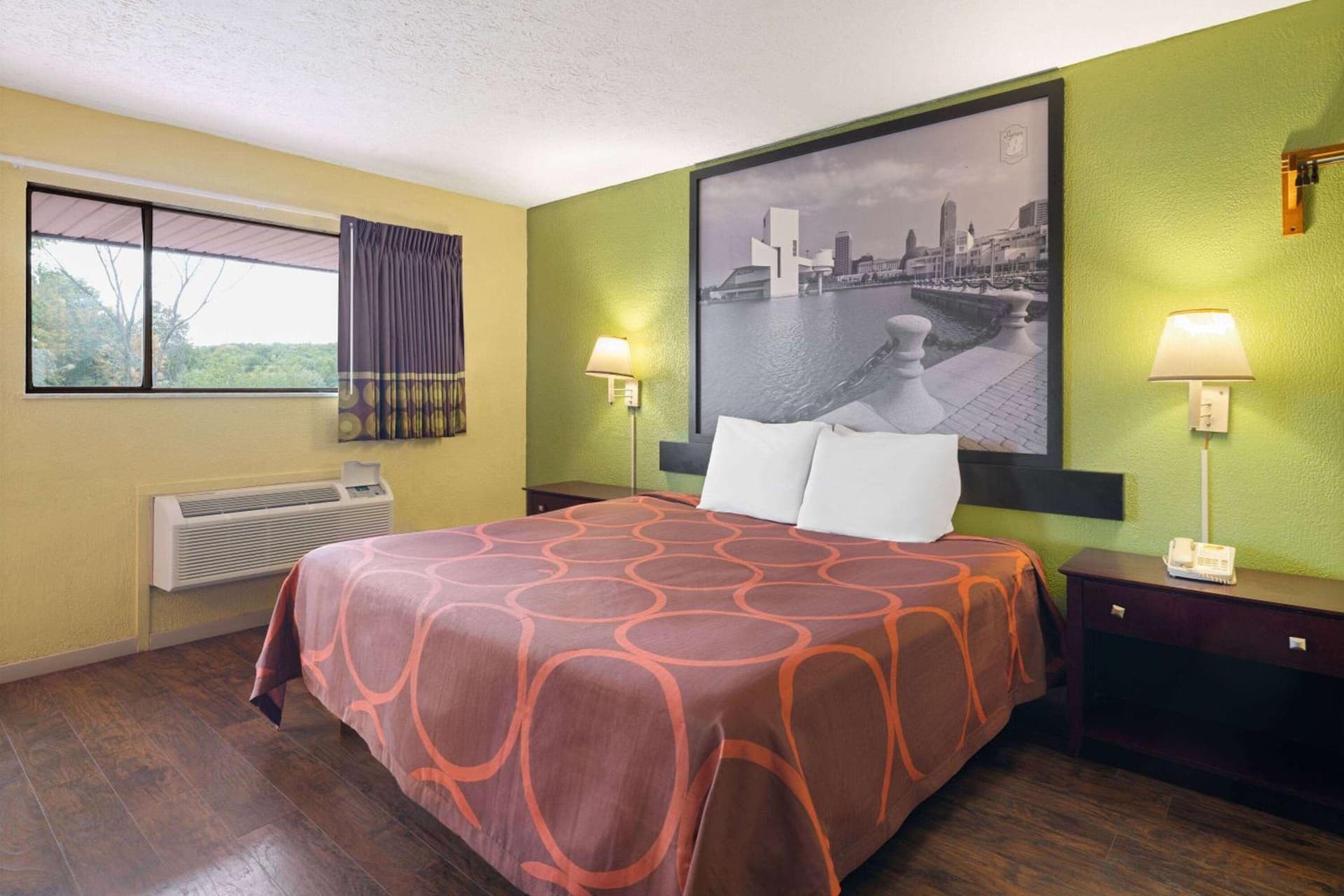 Super 8 by Wyndham Youngstown Girard gallery photo in Youngstown, OH — image 8