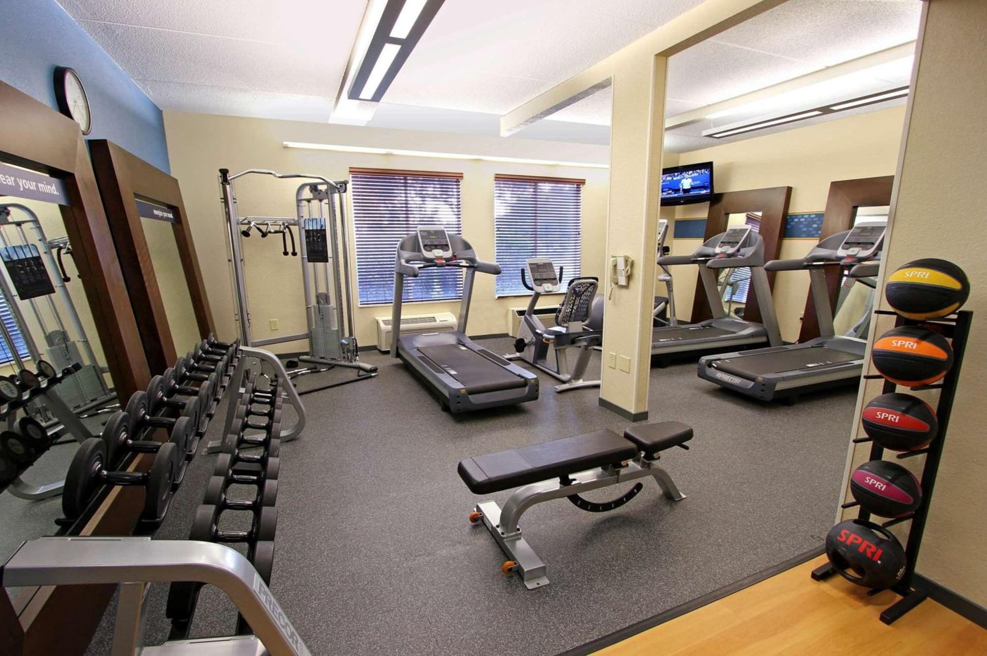 Hampton Inn Morehead City gallery photo in Morehead City, NC — image 17