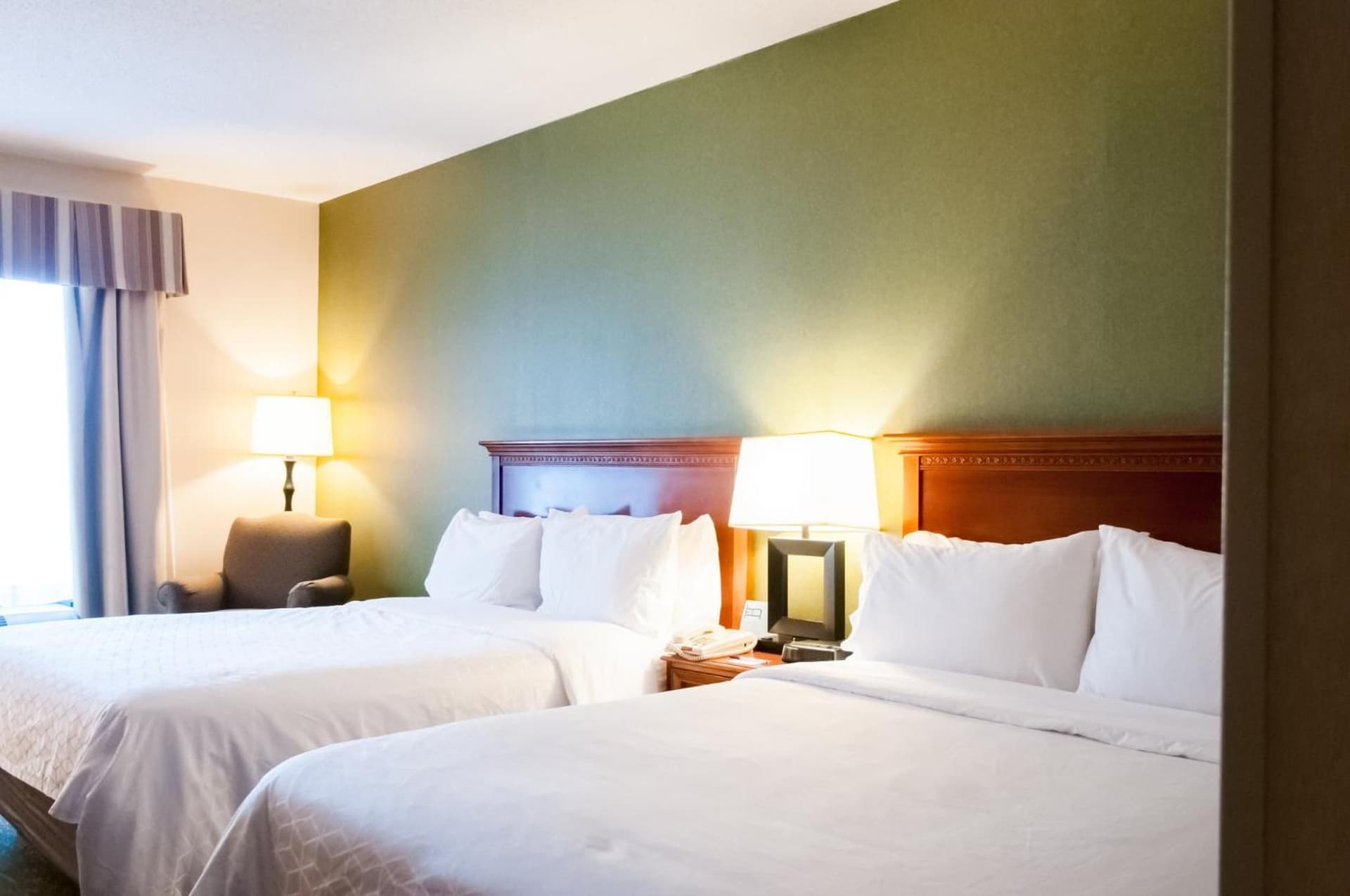 Holiday Inn Express Hotel & Suites Hagerstown by IHG gallery photo in Hagerstown, MD — image 6