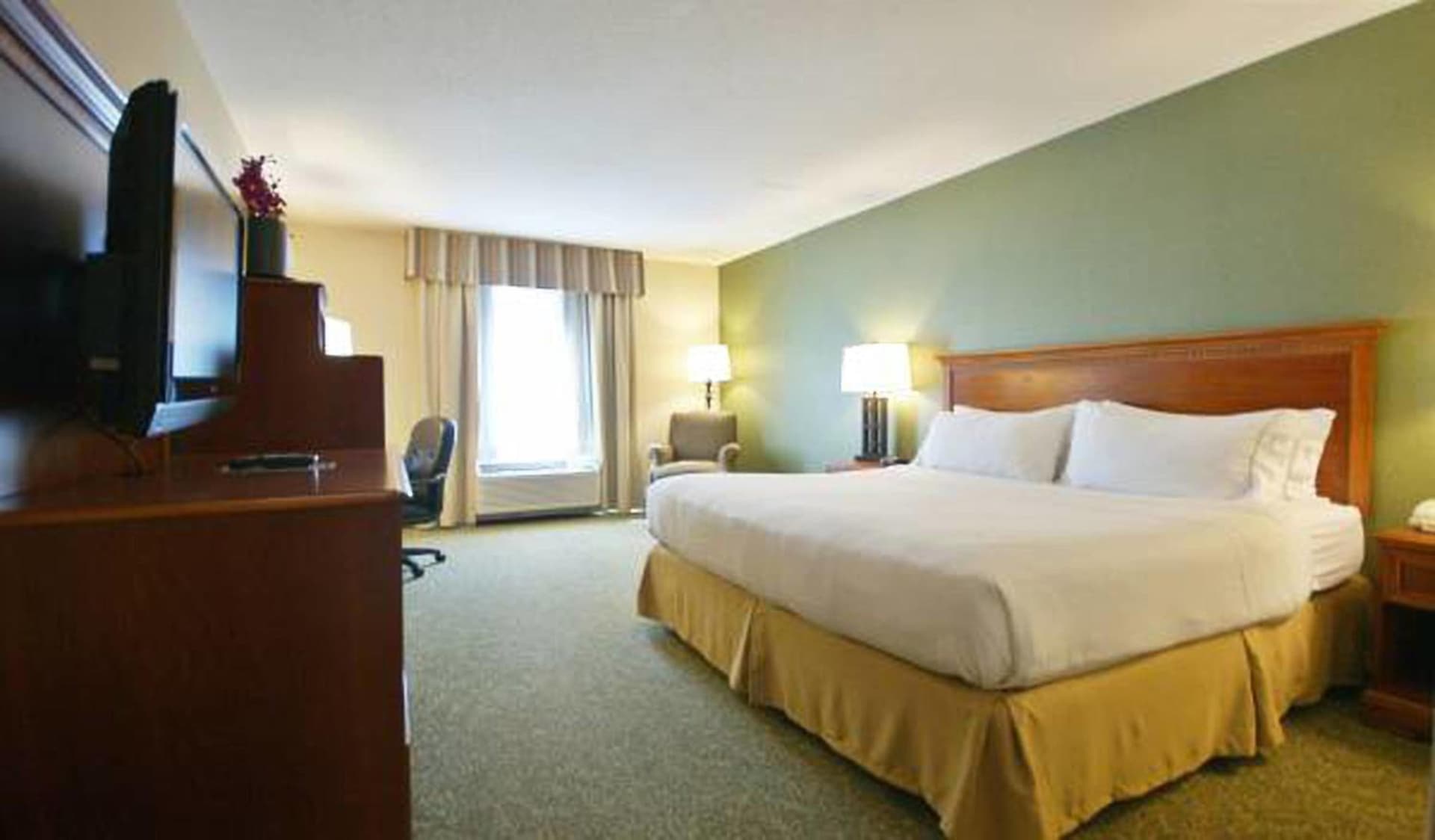 Holiday Inn Express Hotel & Suites Hagerstown by IHG gallery photo in Hagerstown, MD — image 16