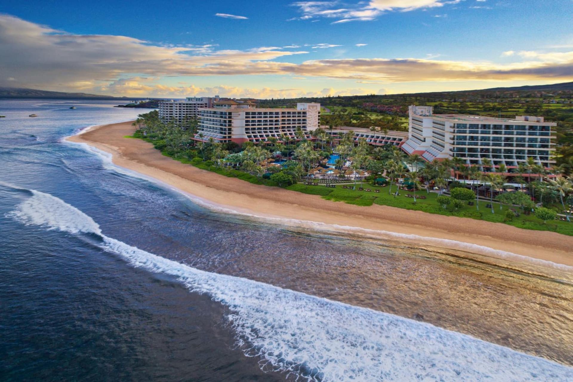 Marriott's Maui Ocean Club - Molokai, Maui & Lanai Towers featured exterior or lobby in Lahaina, HI — similar hotel