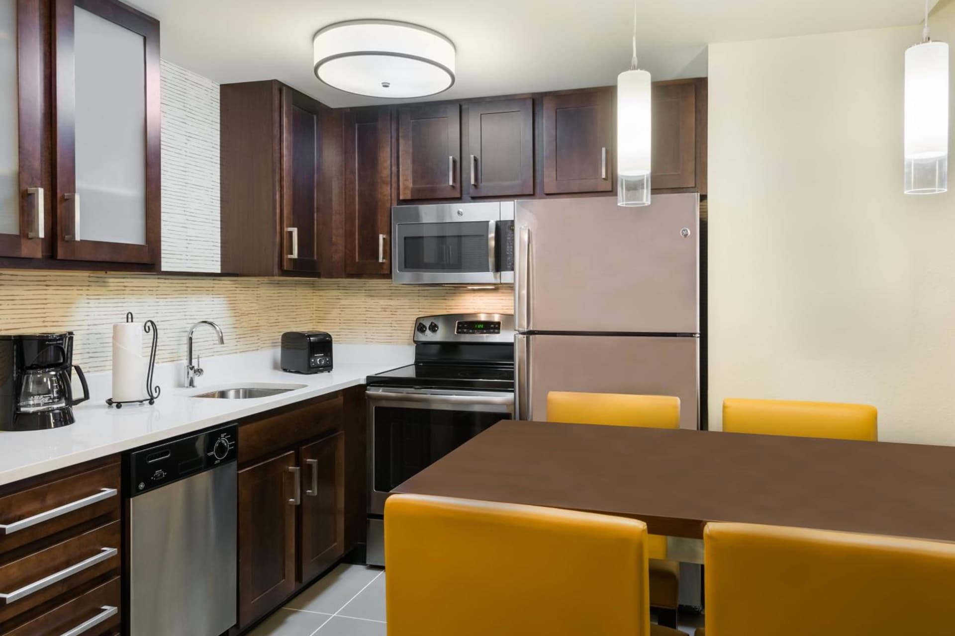 Residence Inn Rochester Henrietta gallery photo in Rochester, NY — image 17