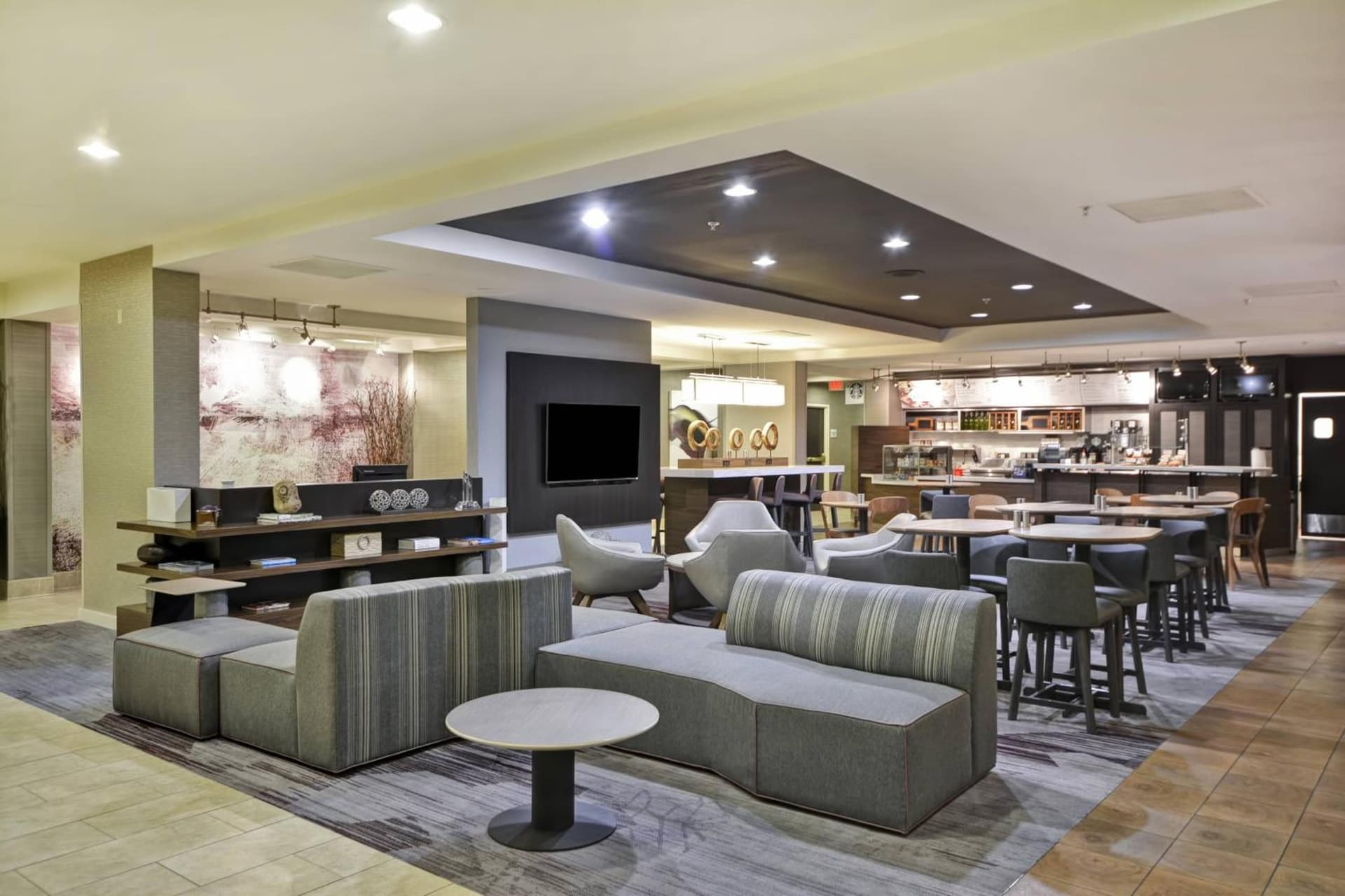 Courtyard by Marriott Dalton property views in Dalton, GA — gallery photo 3