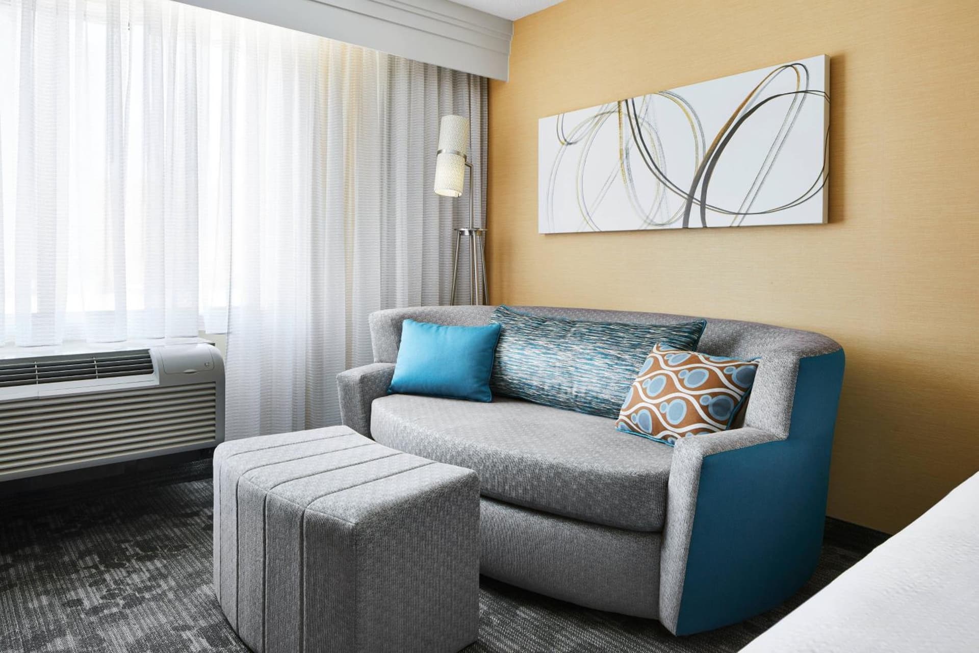 Courtyard by Marriott Newark Downtown gallery photo in Newark, NJ — image 35