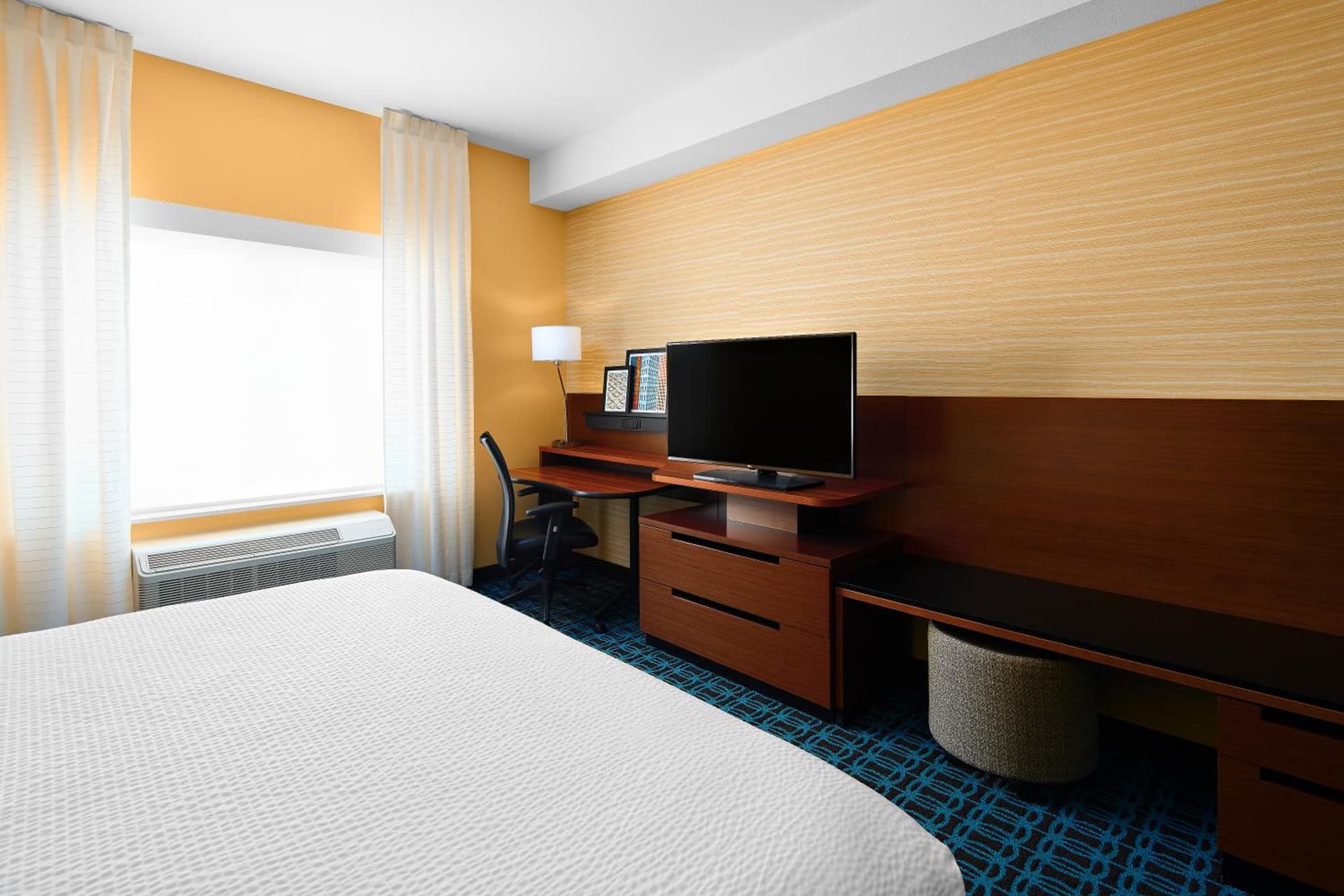 Fairfield Inn & Suites by Marriott Fresno Yosemite International Airport gallery photo in Fresno, CA — image 23