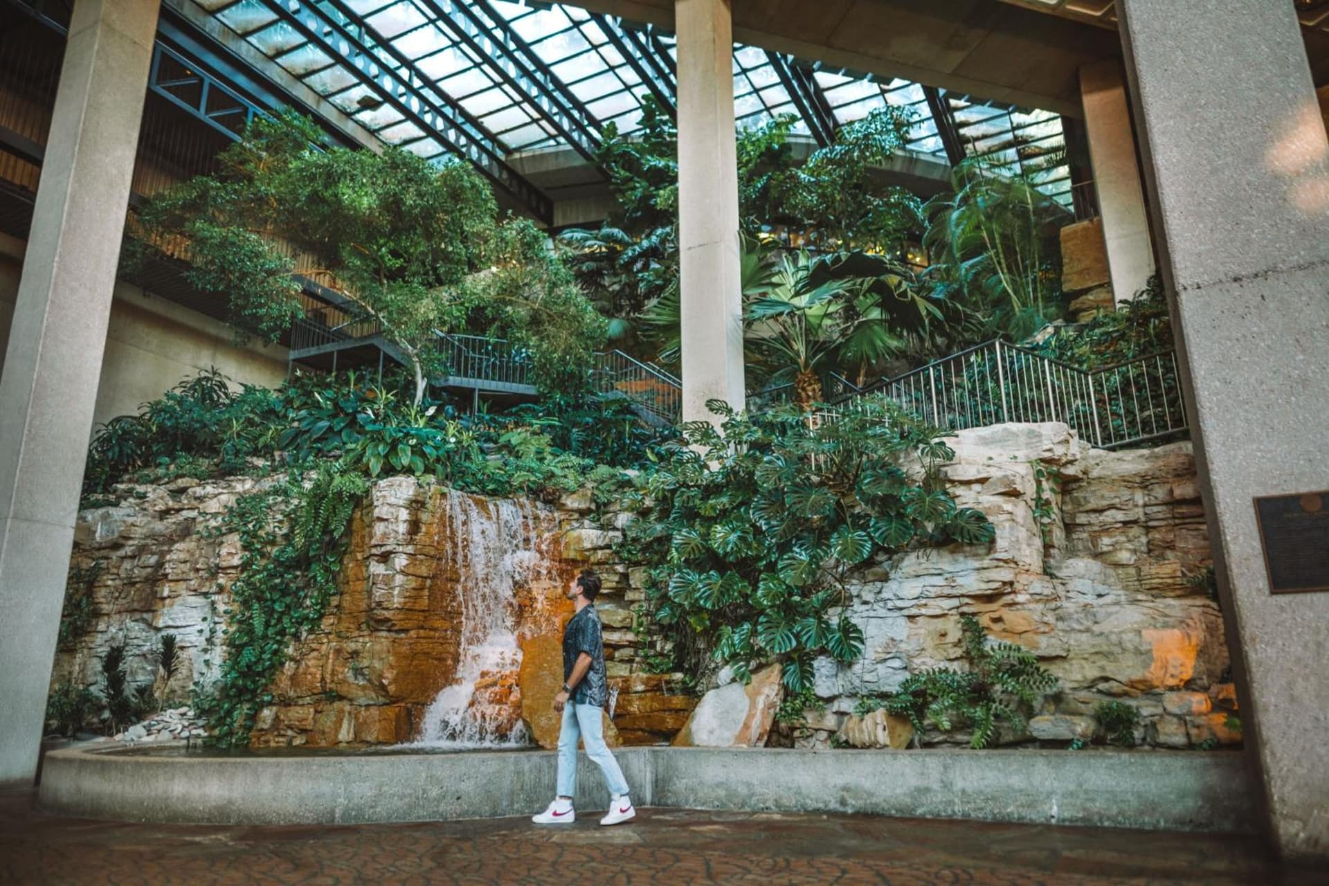 The Westin Kansas City at Crown Center gallery photo in Kansas City, MO — image 6