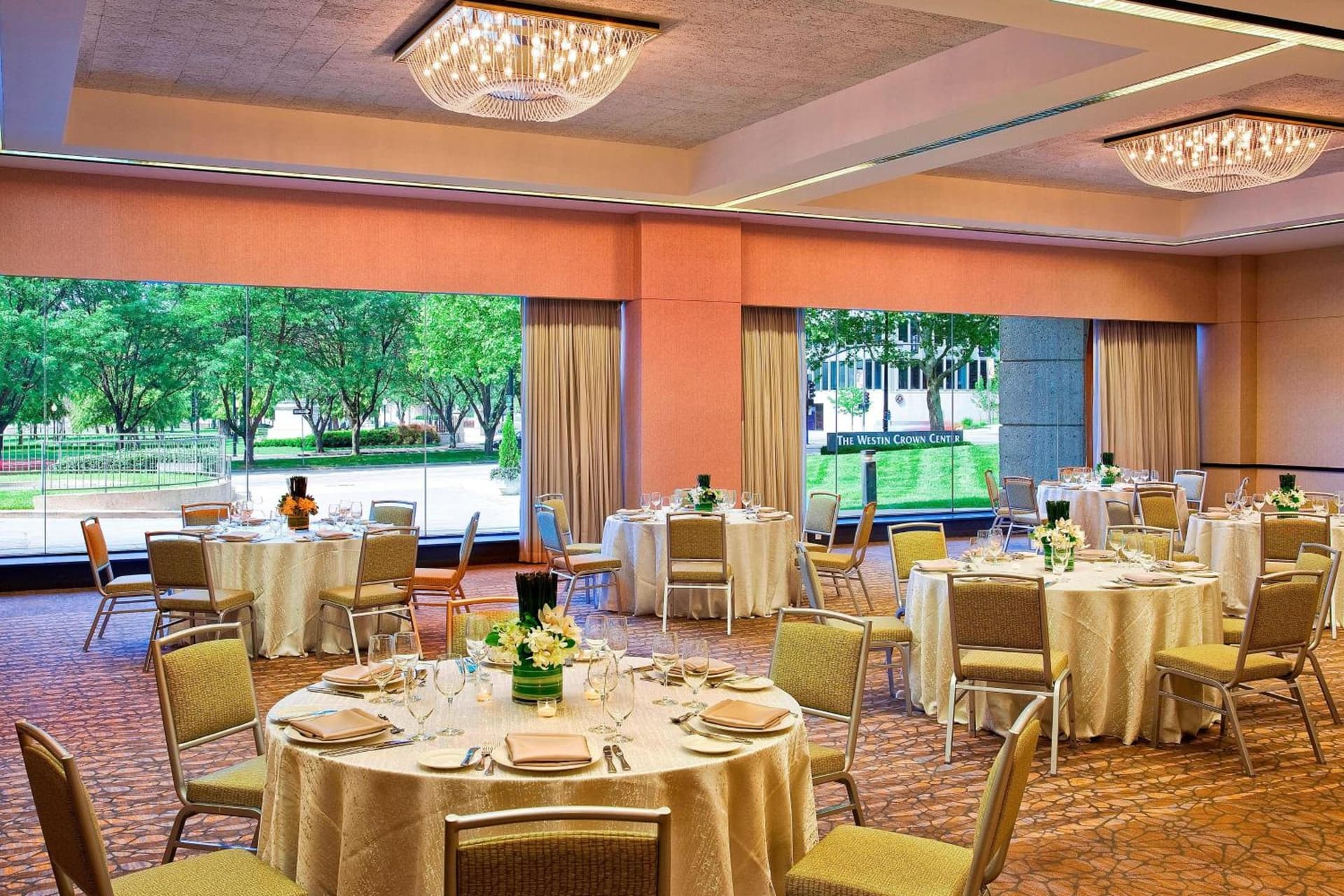 The Westin Kansas City at Crown Center gallery photo in Kansas City, MO — image 76