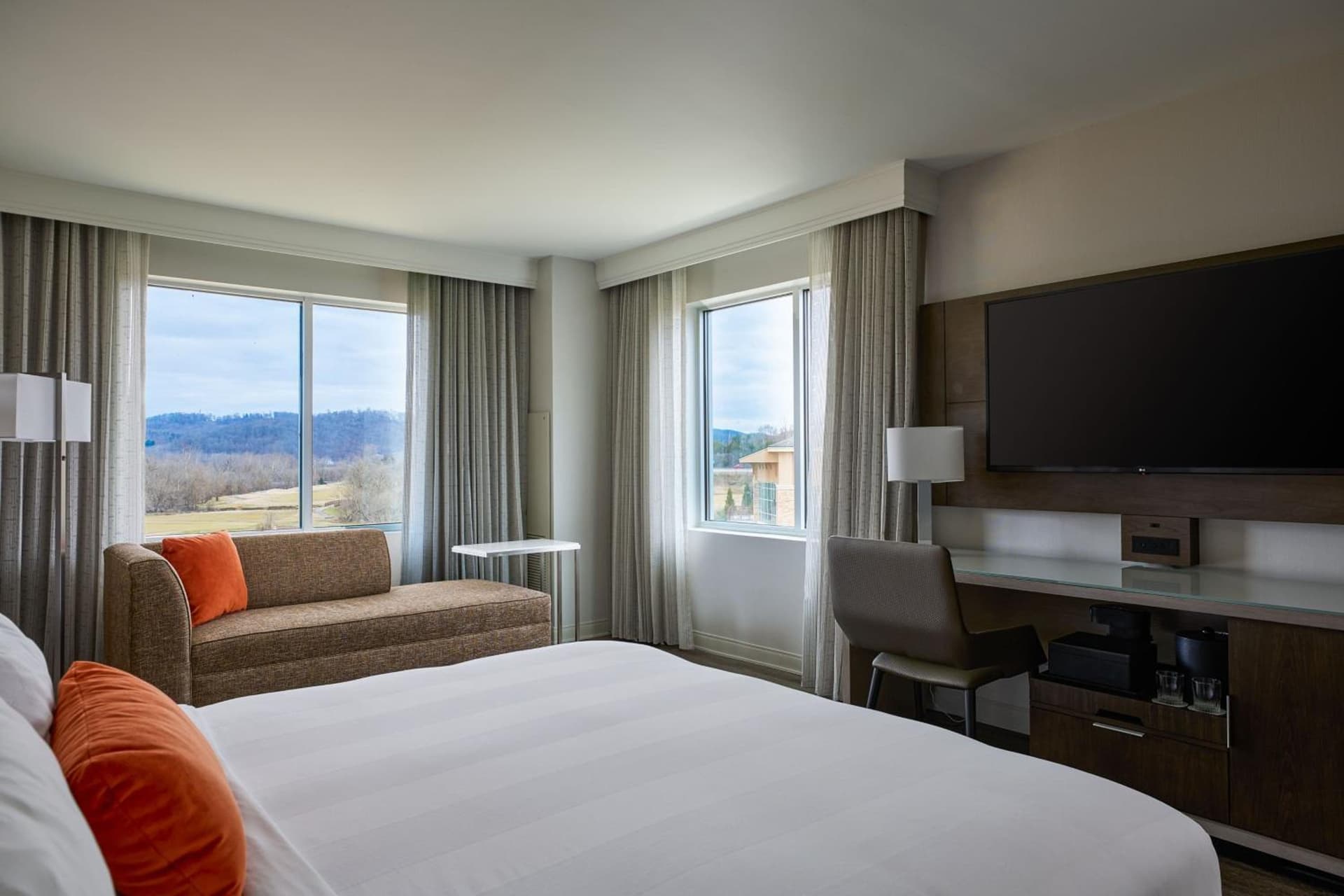 MeadowView Marriott Conference Resort and Convention Center gallery photo in Kingsport, TN — image 77