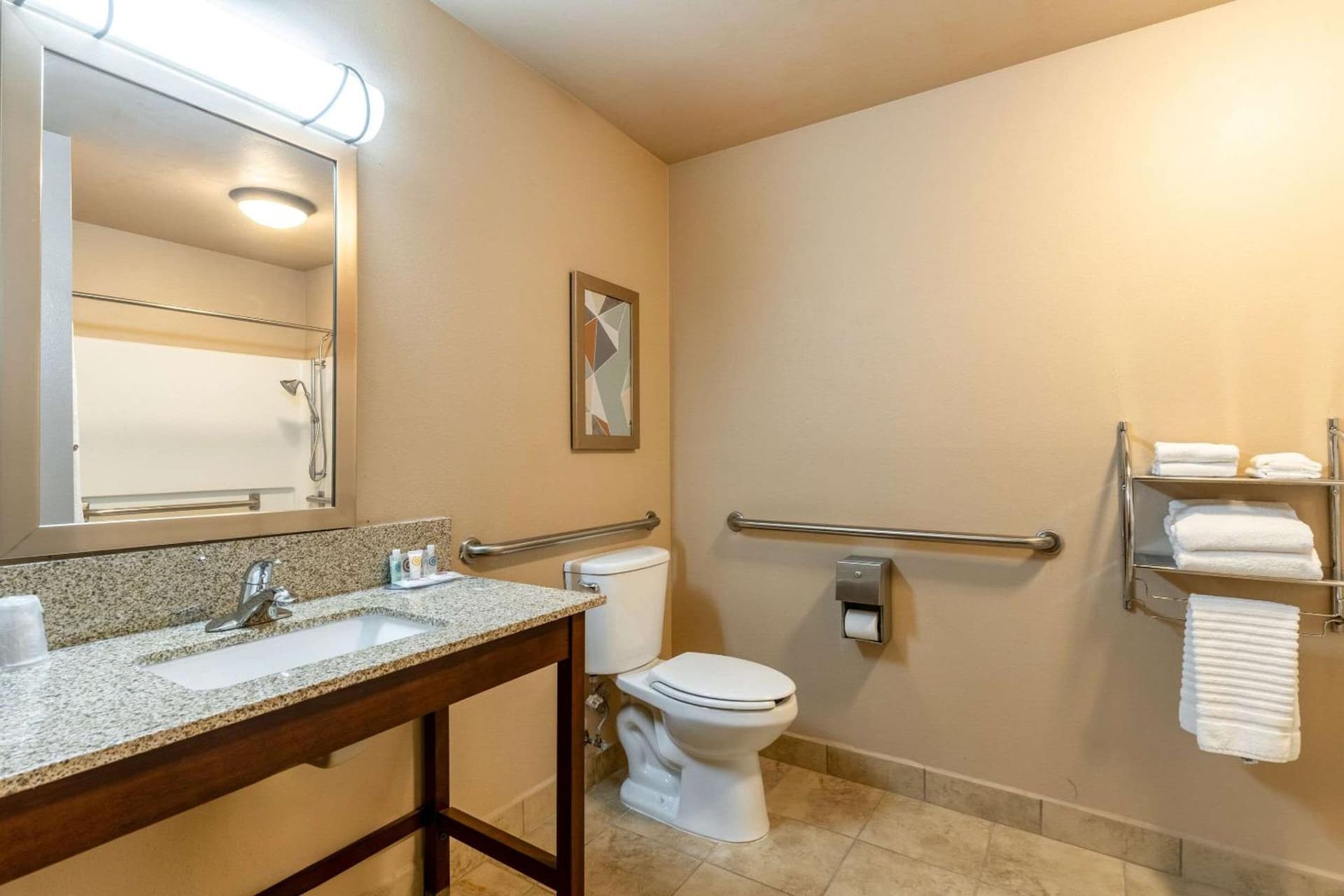 Comfort Inn & Suites Boulder gallery photo in Boulder, CO — image 5